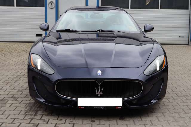 Maserati GranTurismo 4.7 V8 Sport /NAVI/LEDER/KEYLESS/CAM