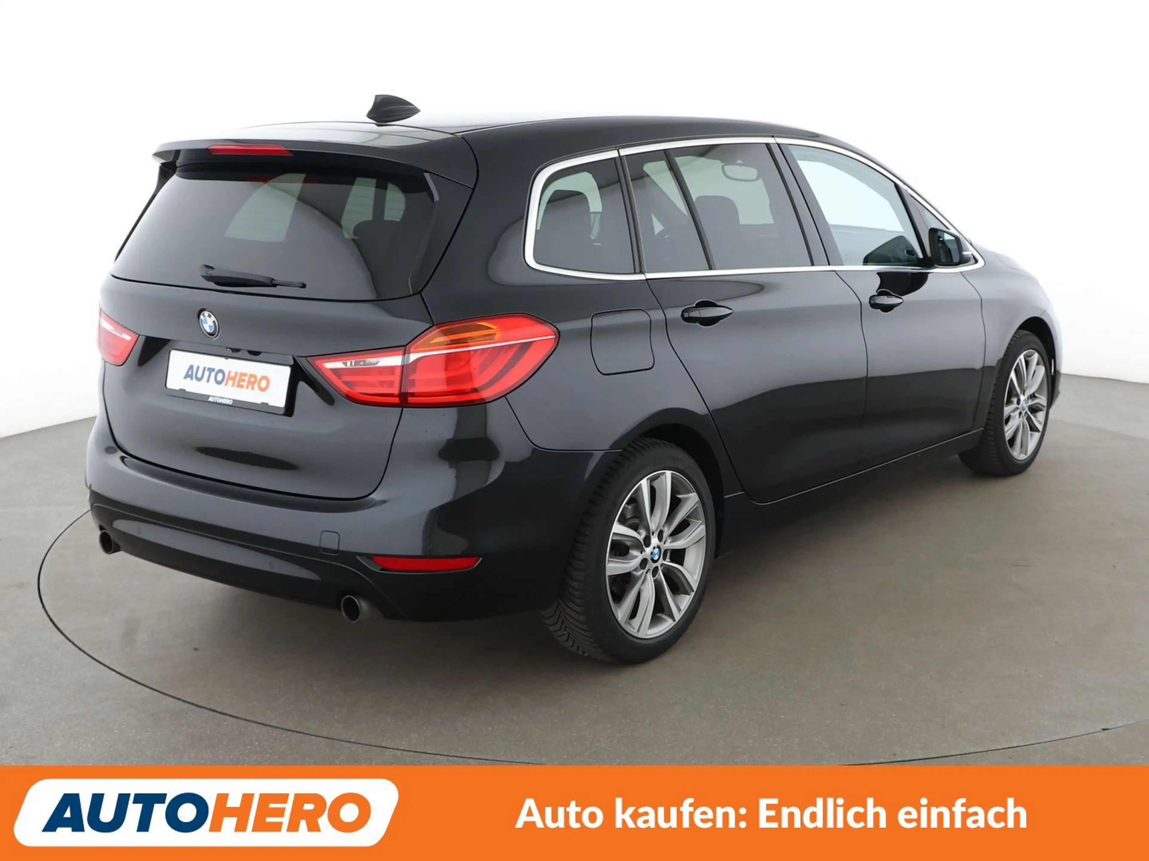 BMW 220 220i Gran Tourer Advantage Aut.*NAVI*LED*PDC* — photo 6