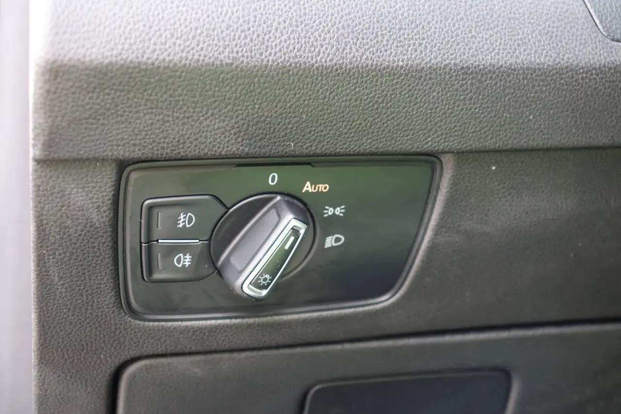 Volkswagen Passat Elegance, AHK, LED, Elektr. Heckkl, Navi, Sitzheiz., миниатюра 22