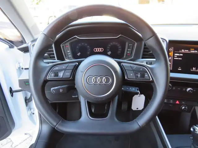 Audi A1 view 9