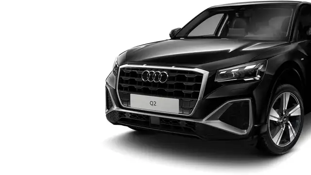 Audi Q2 view 6