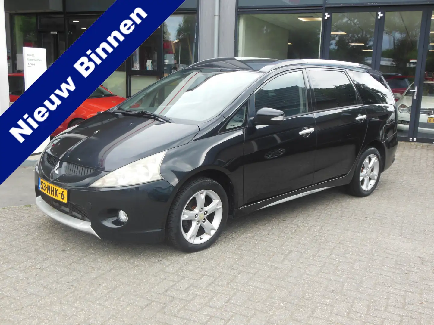 Mitsubishi Grandis 2.4-16V InSport Automaat Staat in De Krim Noir - 1