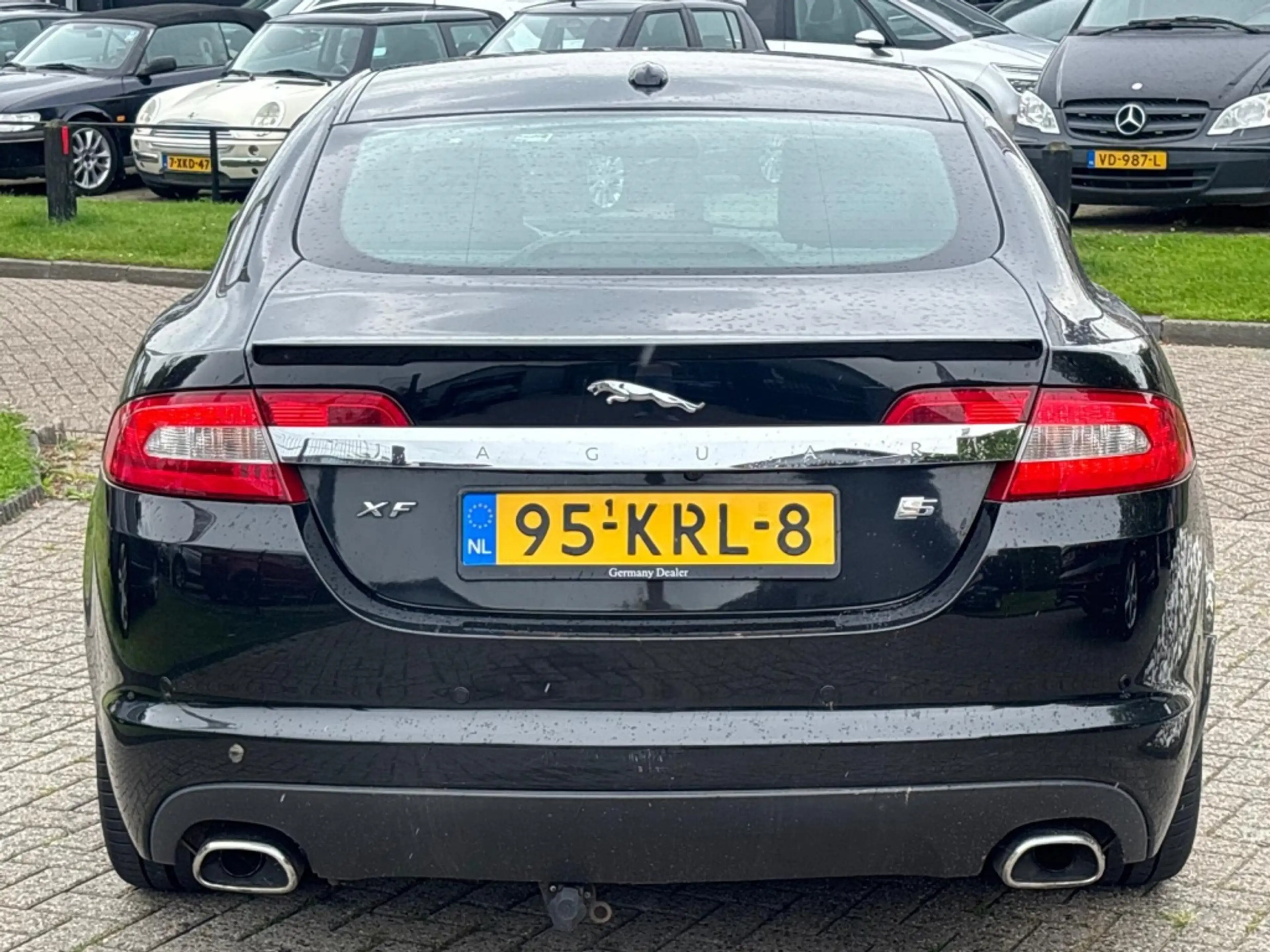 Jaguar XF 3.0D Diesel V6 S Portfolio 2010 Zwart Youngtimer — photo 6