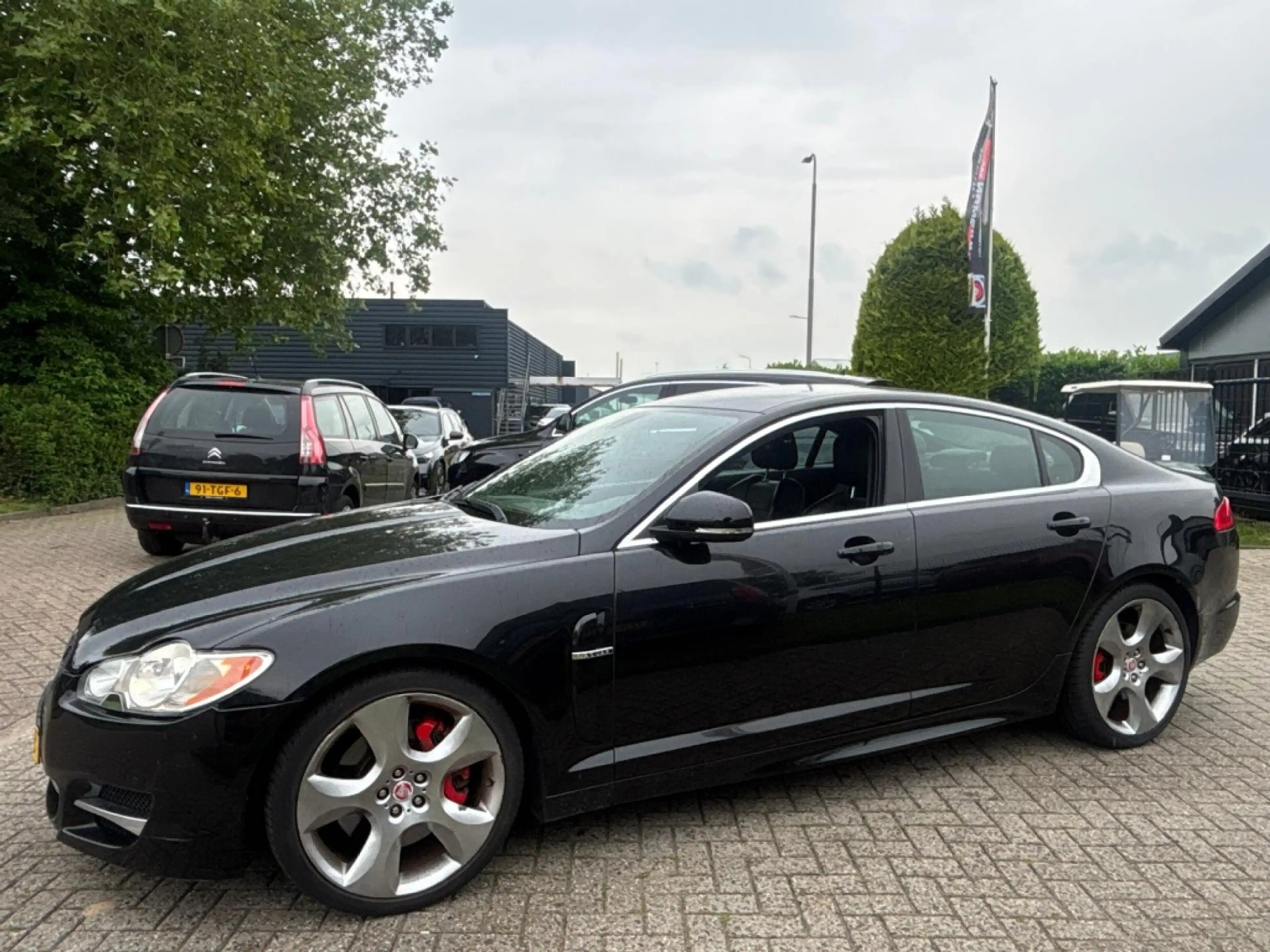 Jaguar XF 3.0D Diesel V6 S Portfolio 2010 Zwart Youngtimer — photo 4