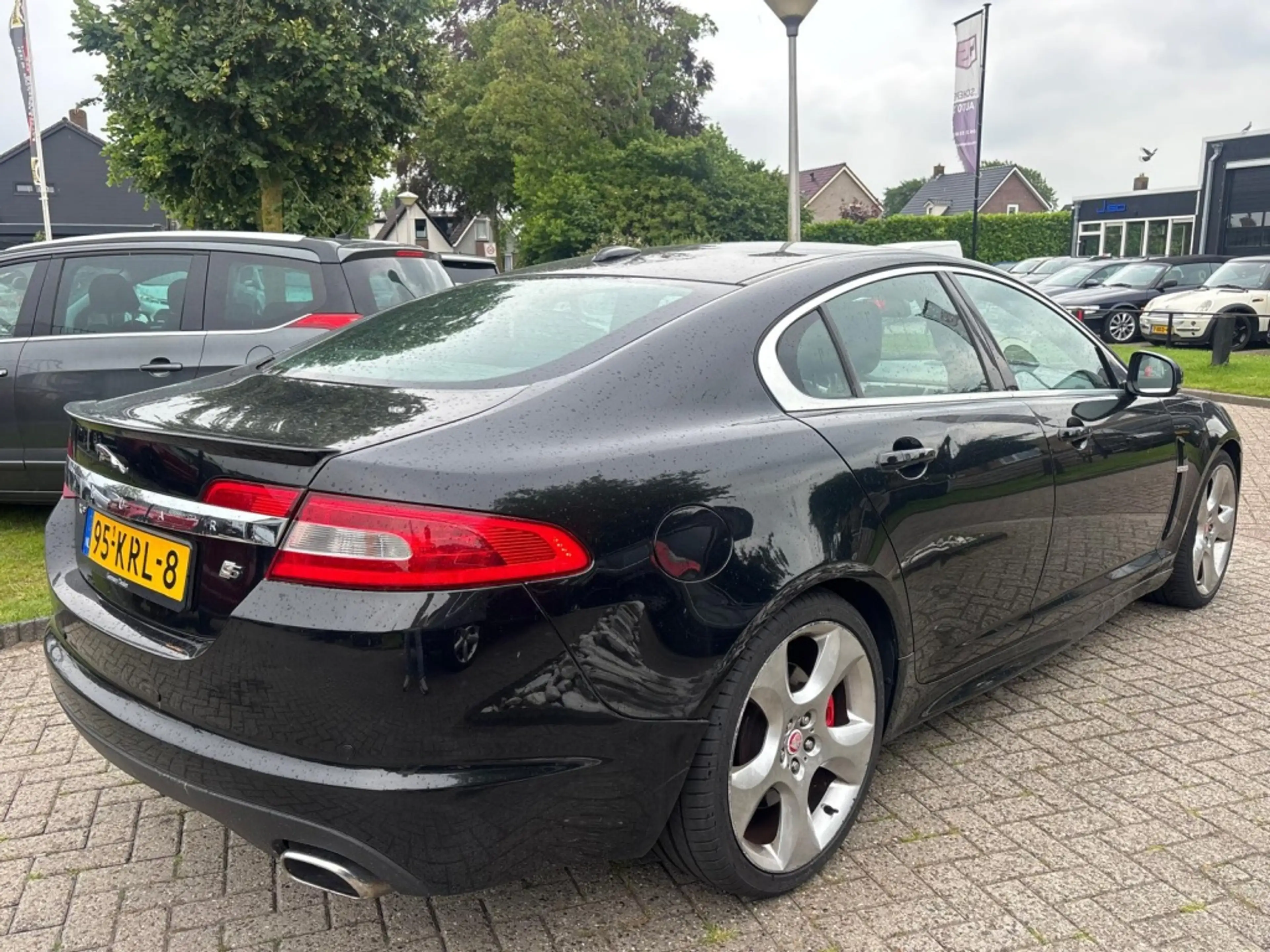 Jaguar XF 3.0D Diesel V6 S Portfolio 2010 Zwart Youngtimer — photo 8