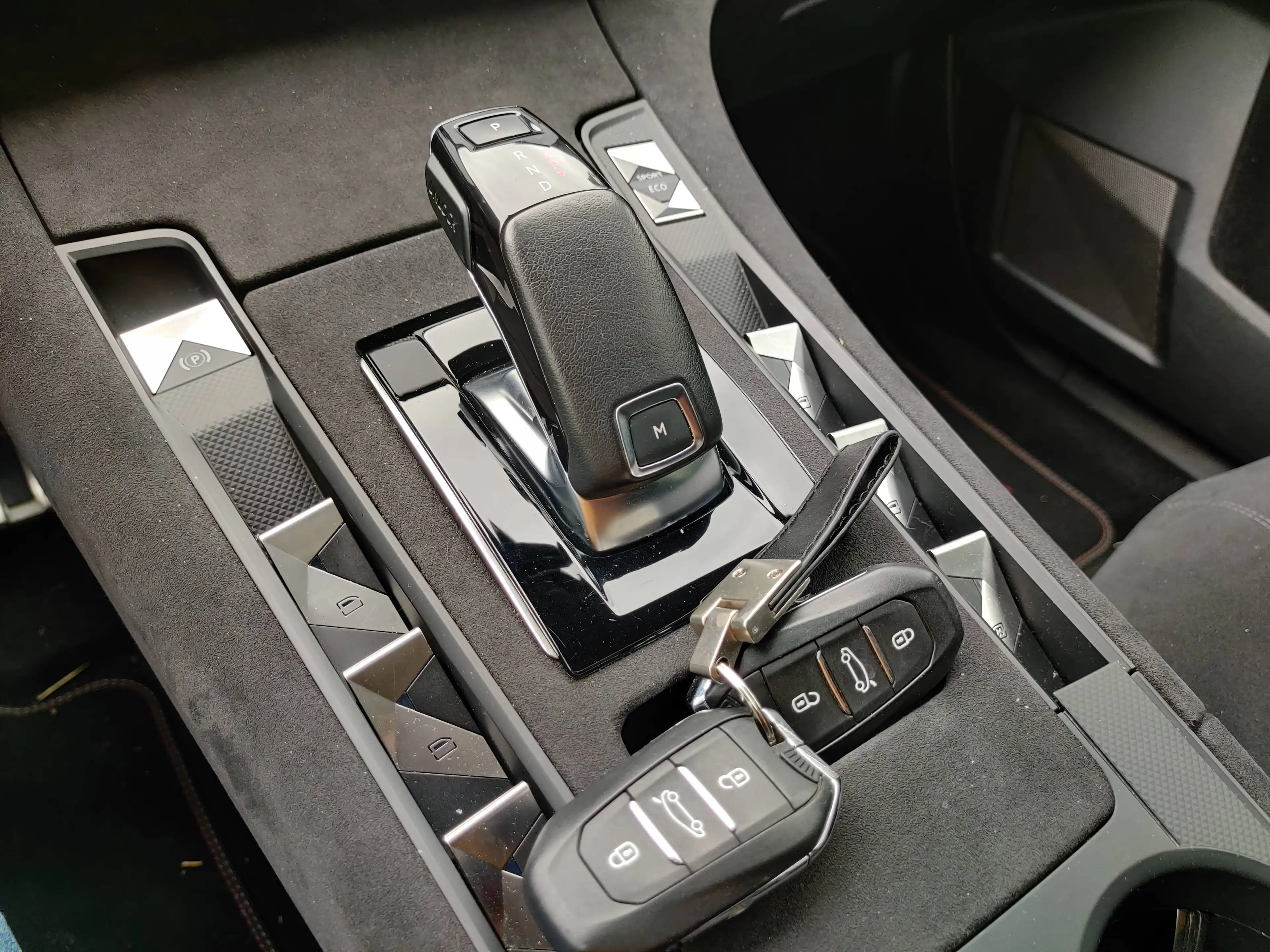 DS Automobiles DS 7 Crossback DS 7 CROSSBACK 1.5 BlueHDi Performance Line (EU6.2) — photo 11