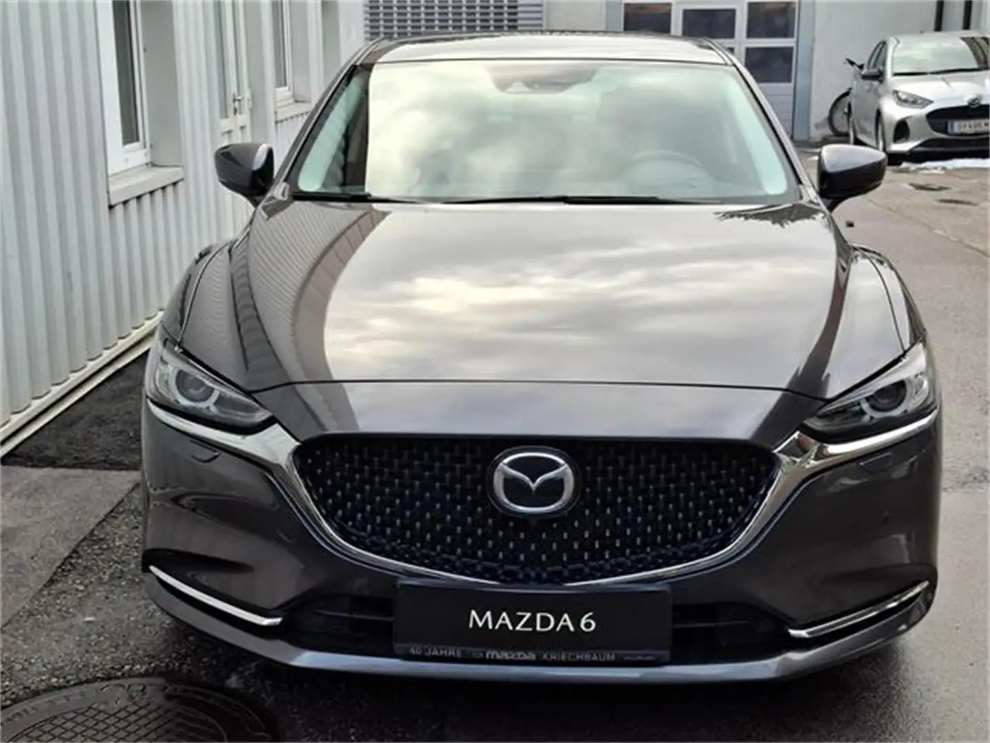 Mazda 6 CD184 Revolution Top Aut. Grau - 2
