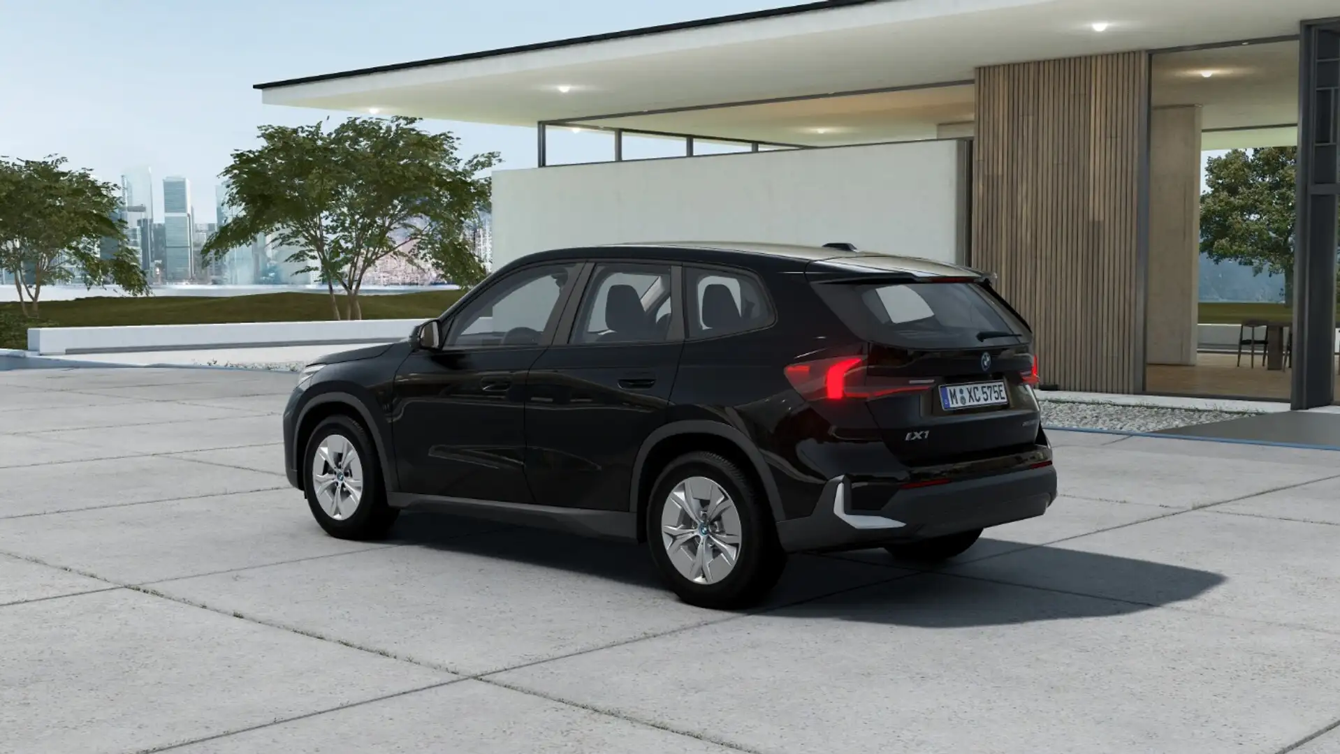 BMW iX1 xDrive30 Elektro SUV *SPRING SALE* Zwart - 2