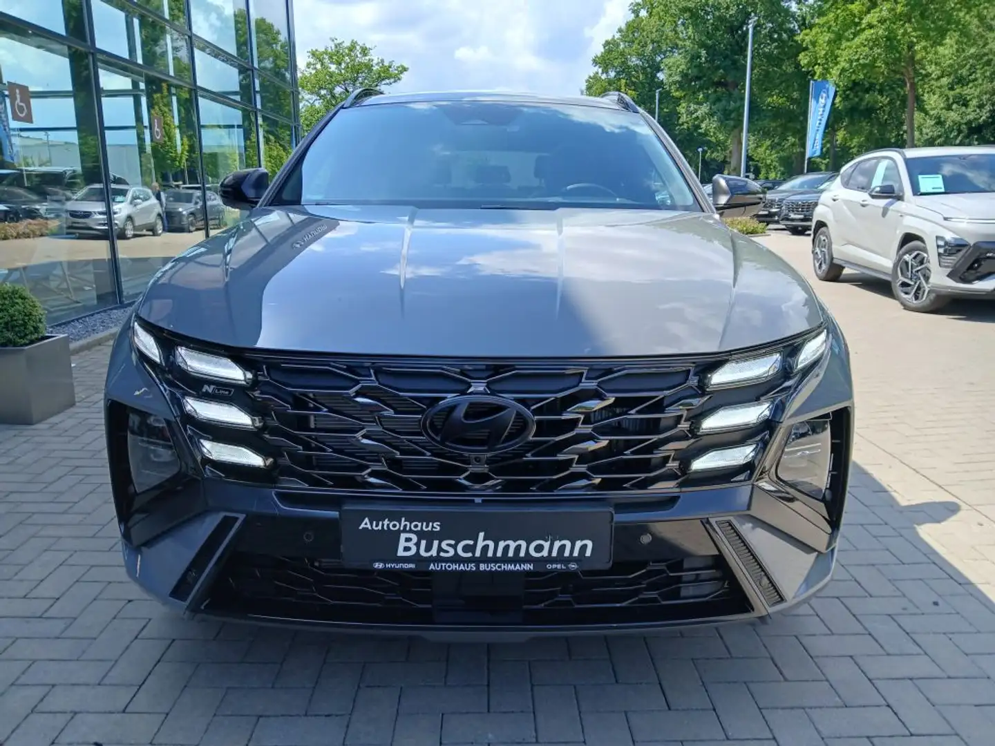 Hyundai TUCSON 1.6 T-GDi Plug-in-Hybrid N Line +2 Pakete+ Grau - 2