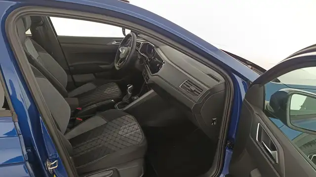 Volkswagen Taigo view 9