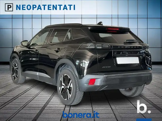 Peugeot 2008 view 7