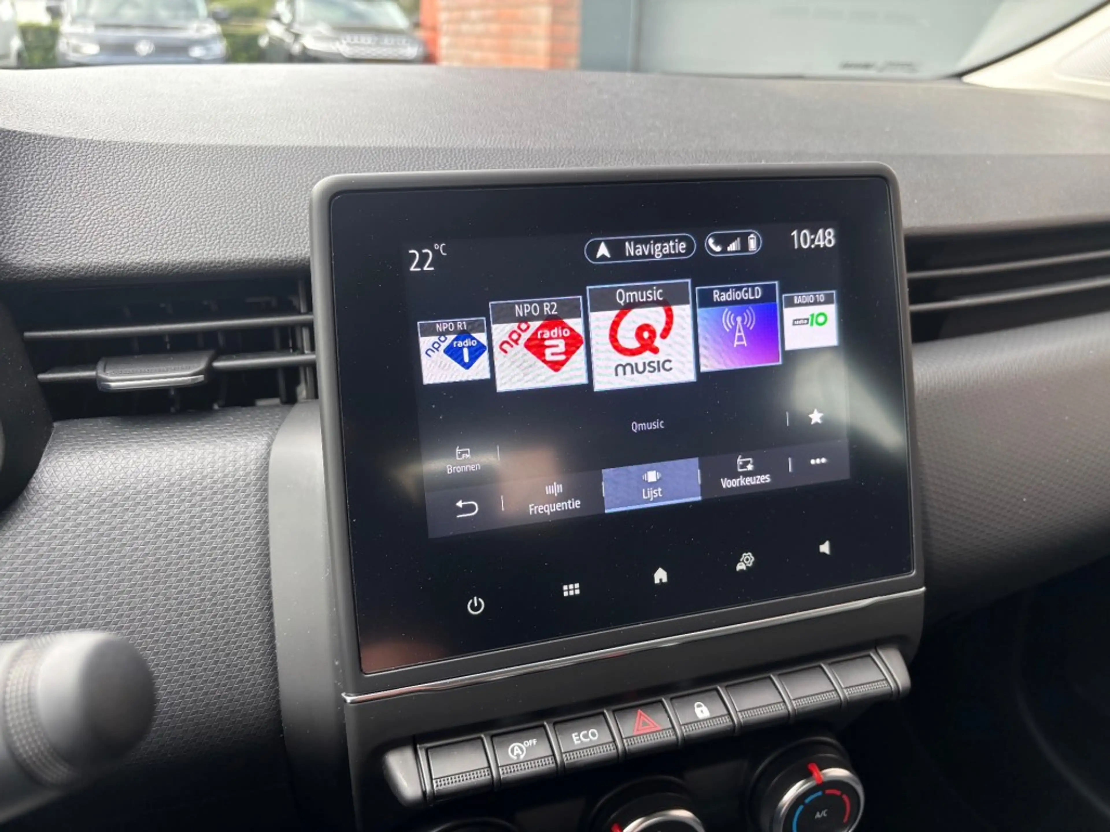 Renault Clio 1.0 TCE ZEN — photo 12