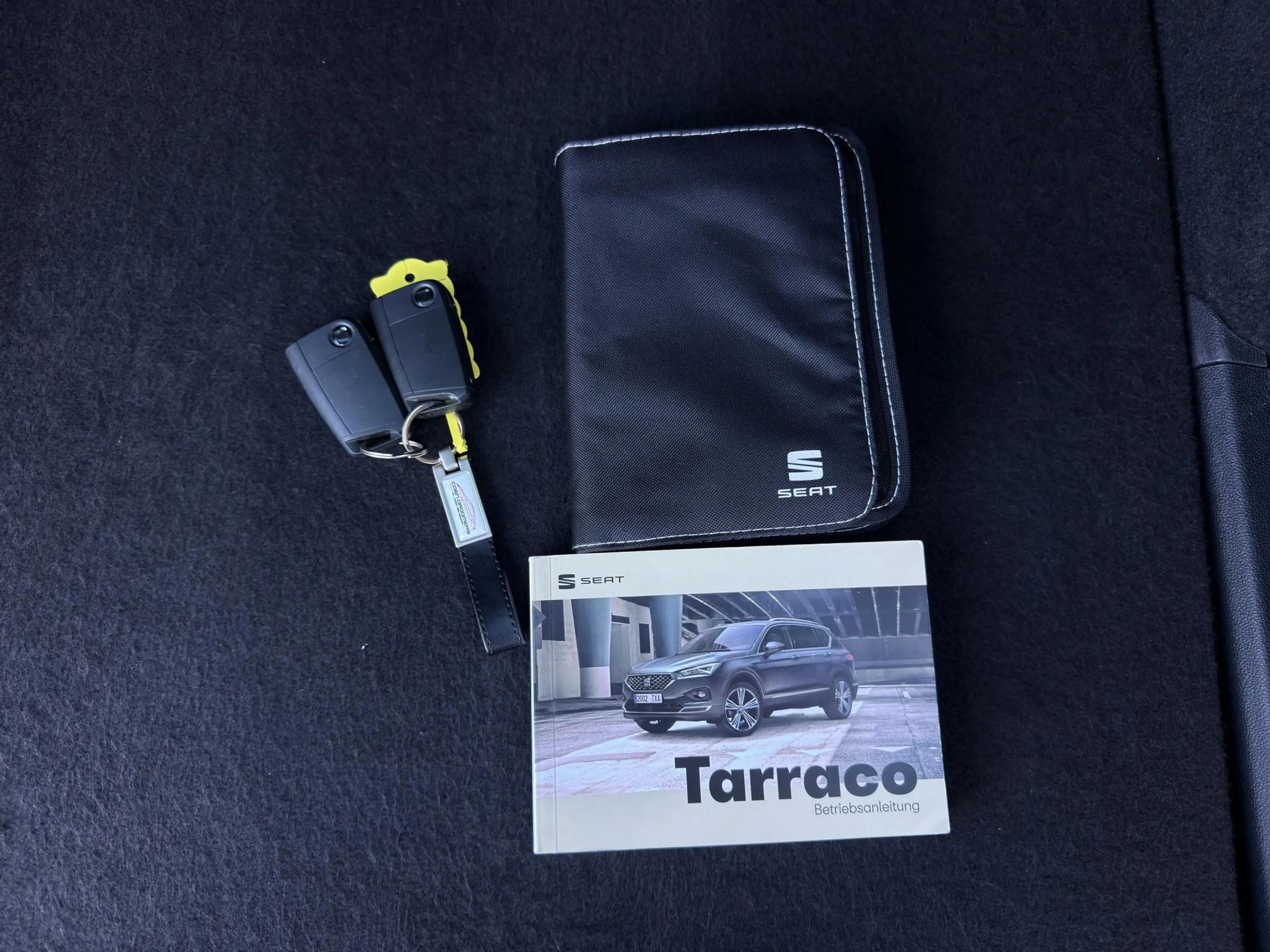 SEAT Tarraco 1.4 TSI e-Hybrid PHEV FR Business Intense /Apple & — photo 36