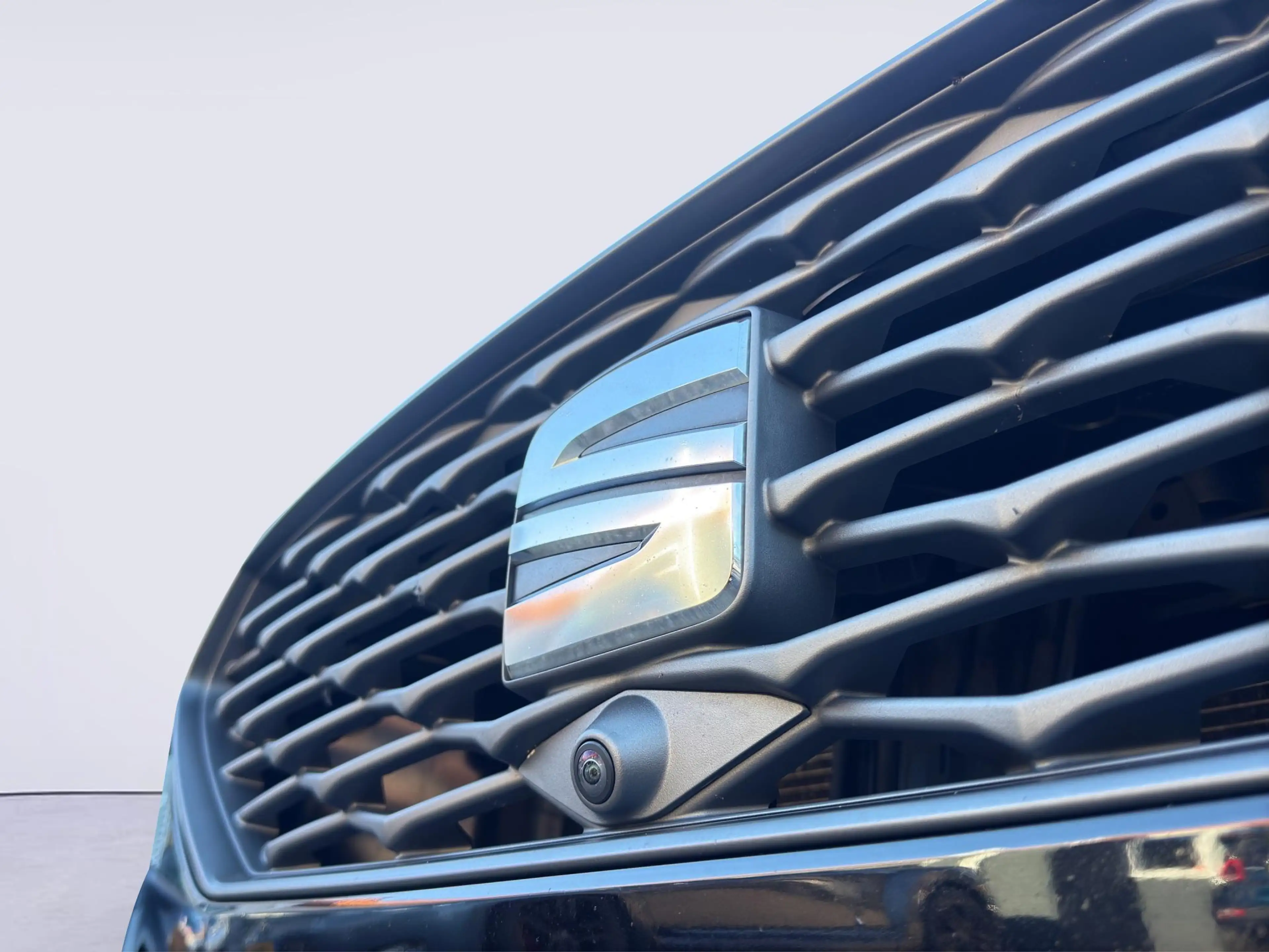 SEAT Tarraco 1.4 TSI e-Hybrid PHEV FR Business Intense /Apple & — photo 38