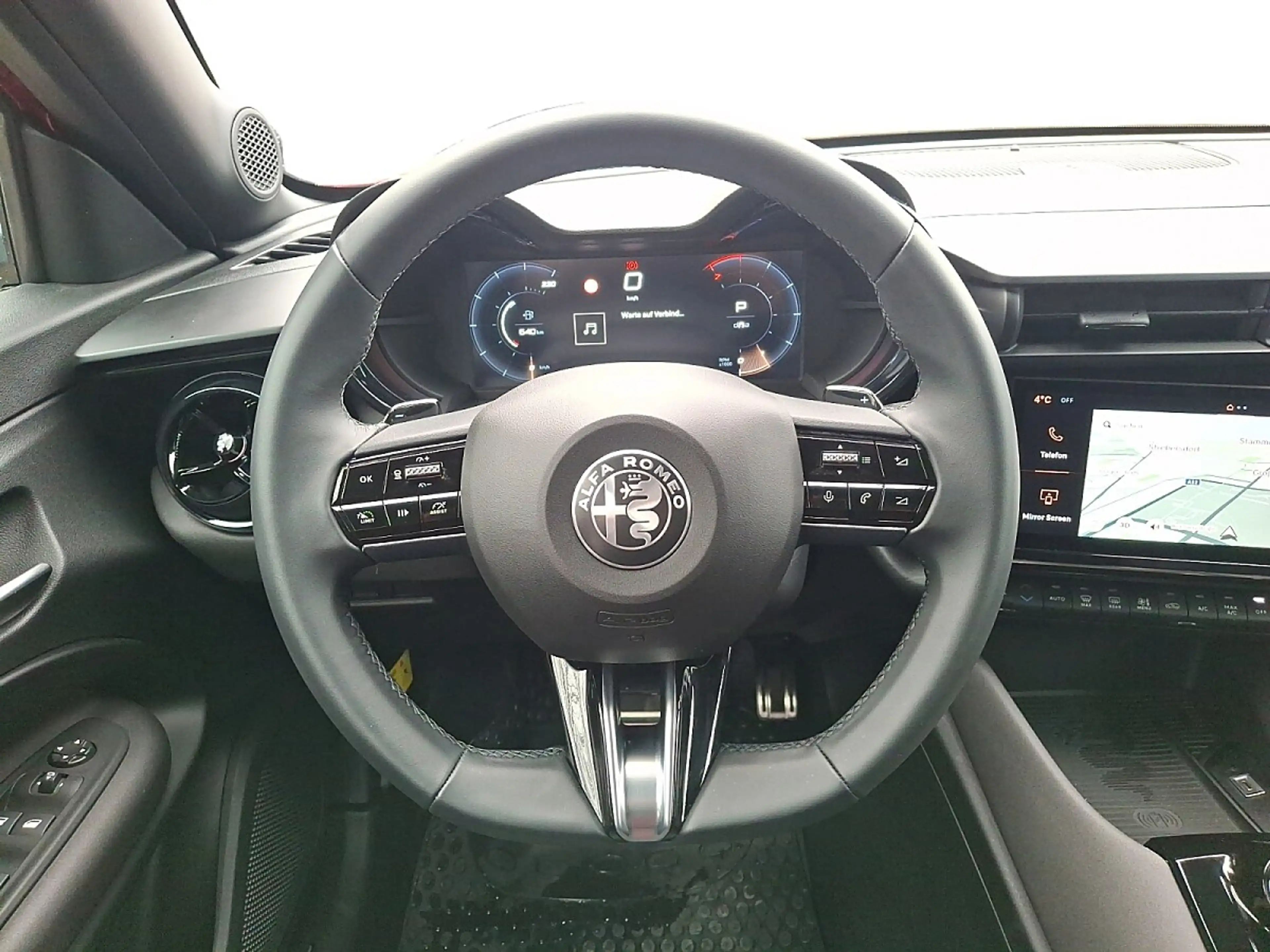Alfa Romeo Junior 1.2 MHEV 100kW Speciale e-DCT6 Ibrid — photo 9