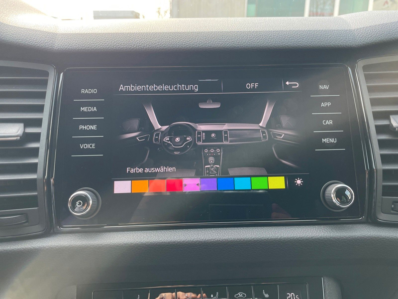 Skoda Kodiaq 2.0TDI Clever 4x4 DSG AHK KAM LED APP ACC — photo 27