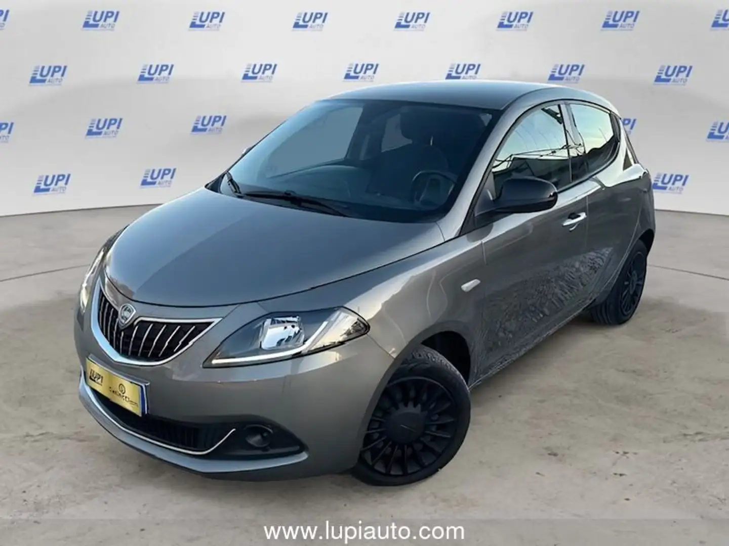 Lancia Ypsilon 1.0 firefly hybrid Gold s&s 70cv Bianco - 1
