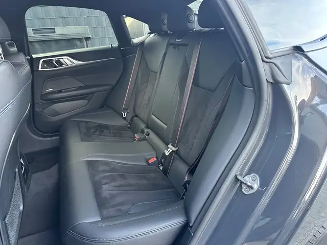 BMW I4 view 13