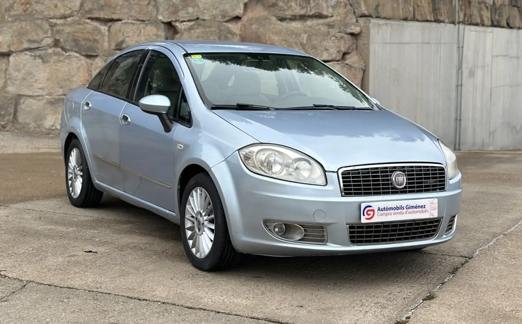 Fiat Linea 1.4 T-Jet Dynamic - 1
