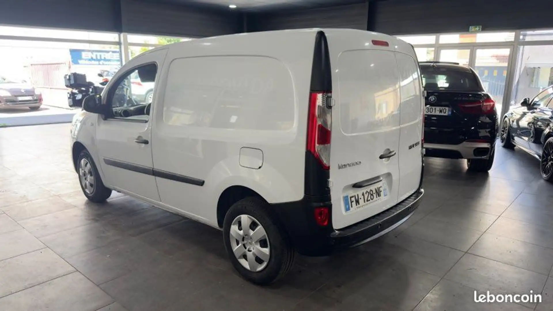 Renault Kangoo Extra R-Link Blue dCi 80 CH TVA RÉCUPÉRABLE Bluetooth GPS Régulateur de vitesse Climatisation Wit - 2