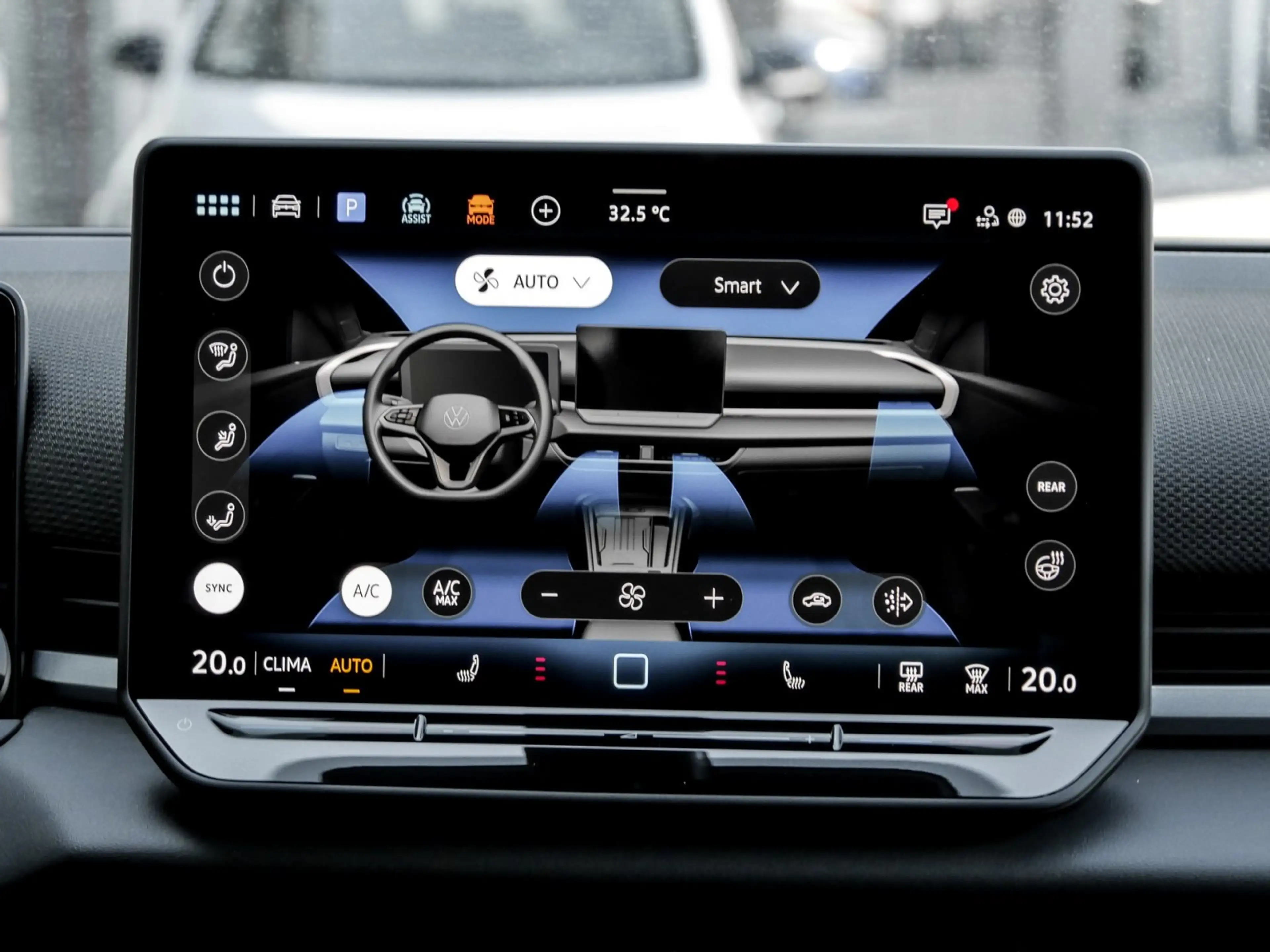 Volkswagen T-Roc Style 1.5 eTSI DSG LED+ Navi AHK ACC 18" Massag... — photo 8