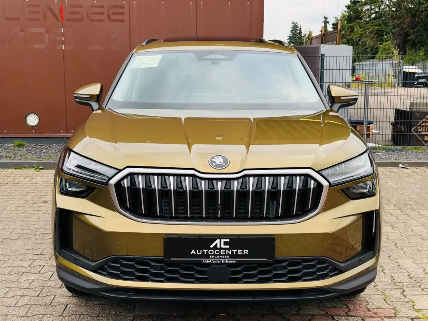 Skoda Kodiaq 1.5 TSI DSG NEW SHAPE+7 SEATS Gold - 2