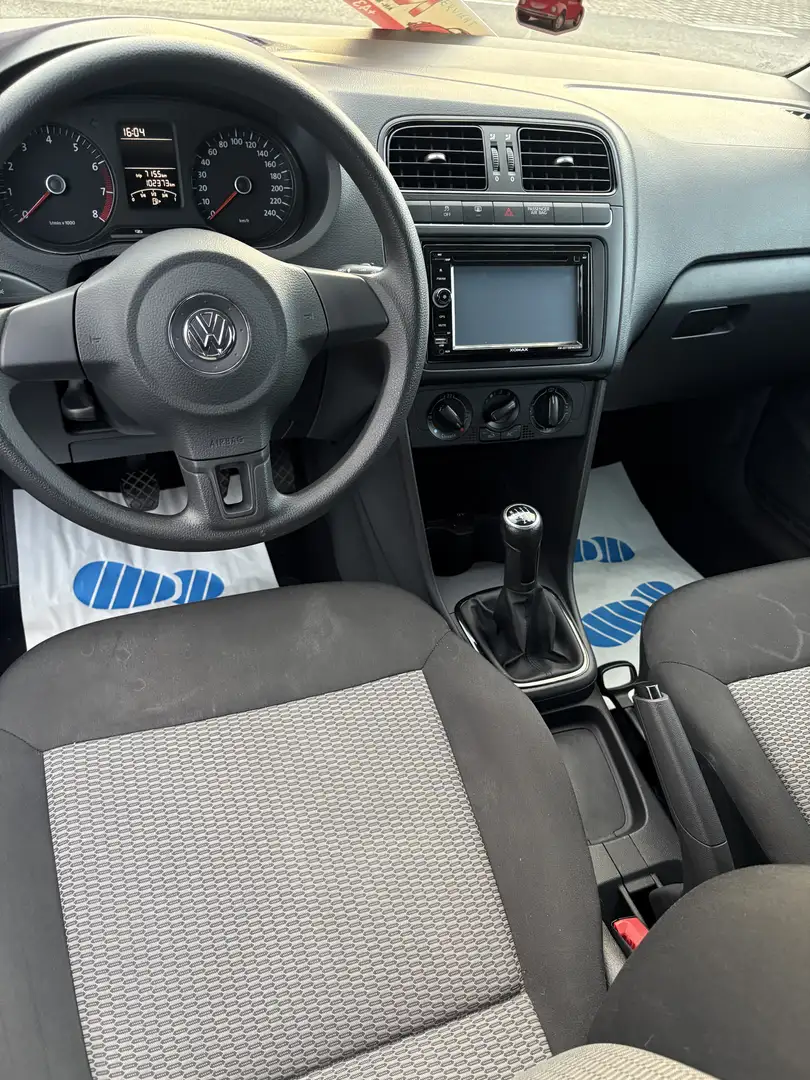 Volkswagen Polo 1.2 Comfortline - 1
