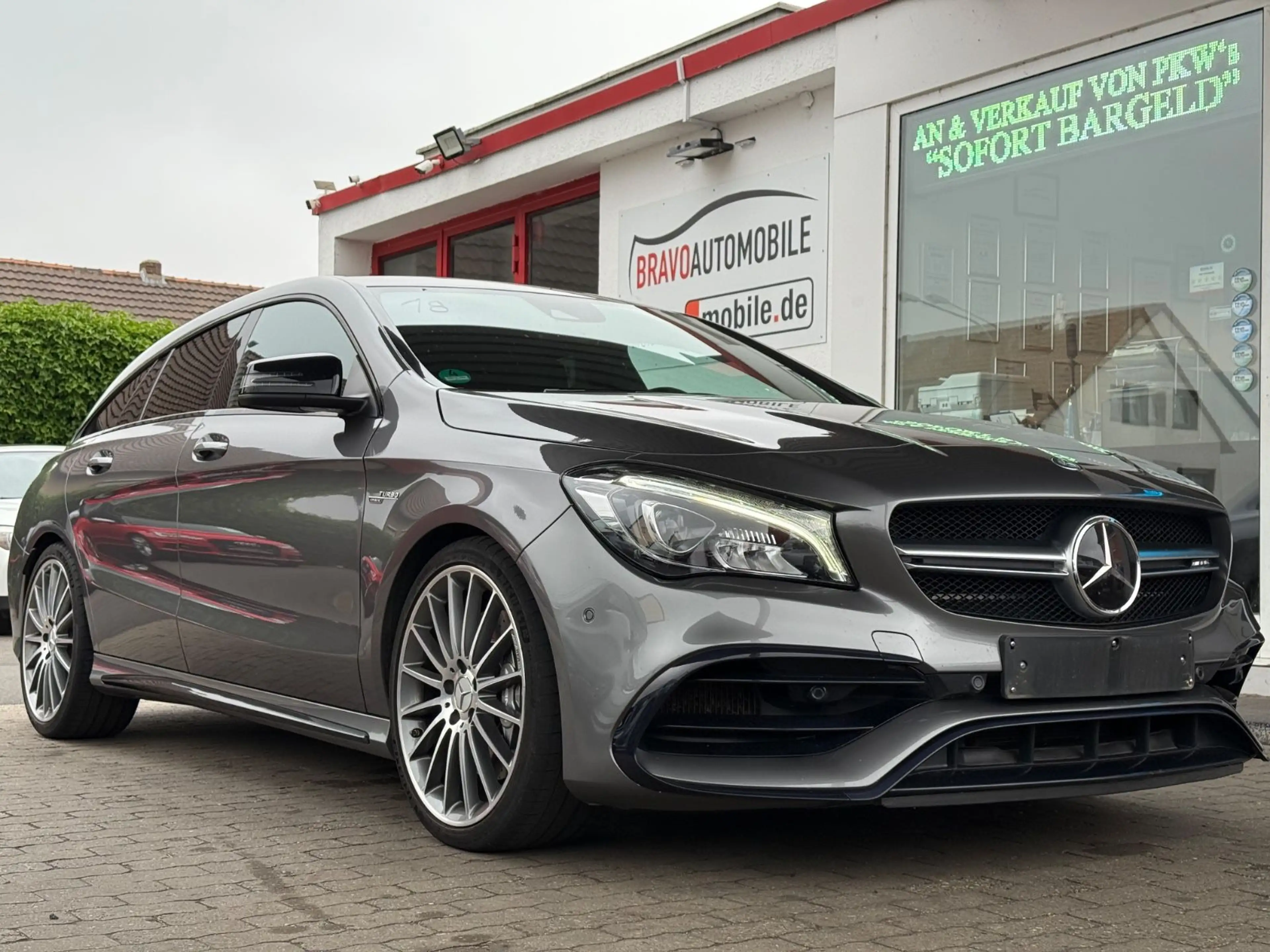 Mercedes-Benz CLA 45 AMG 4Matic/NIGHT/PERFORMEN