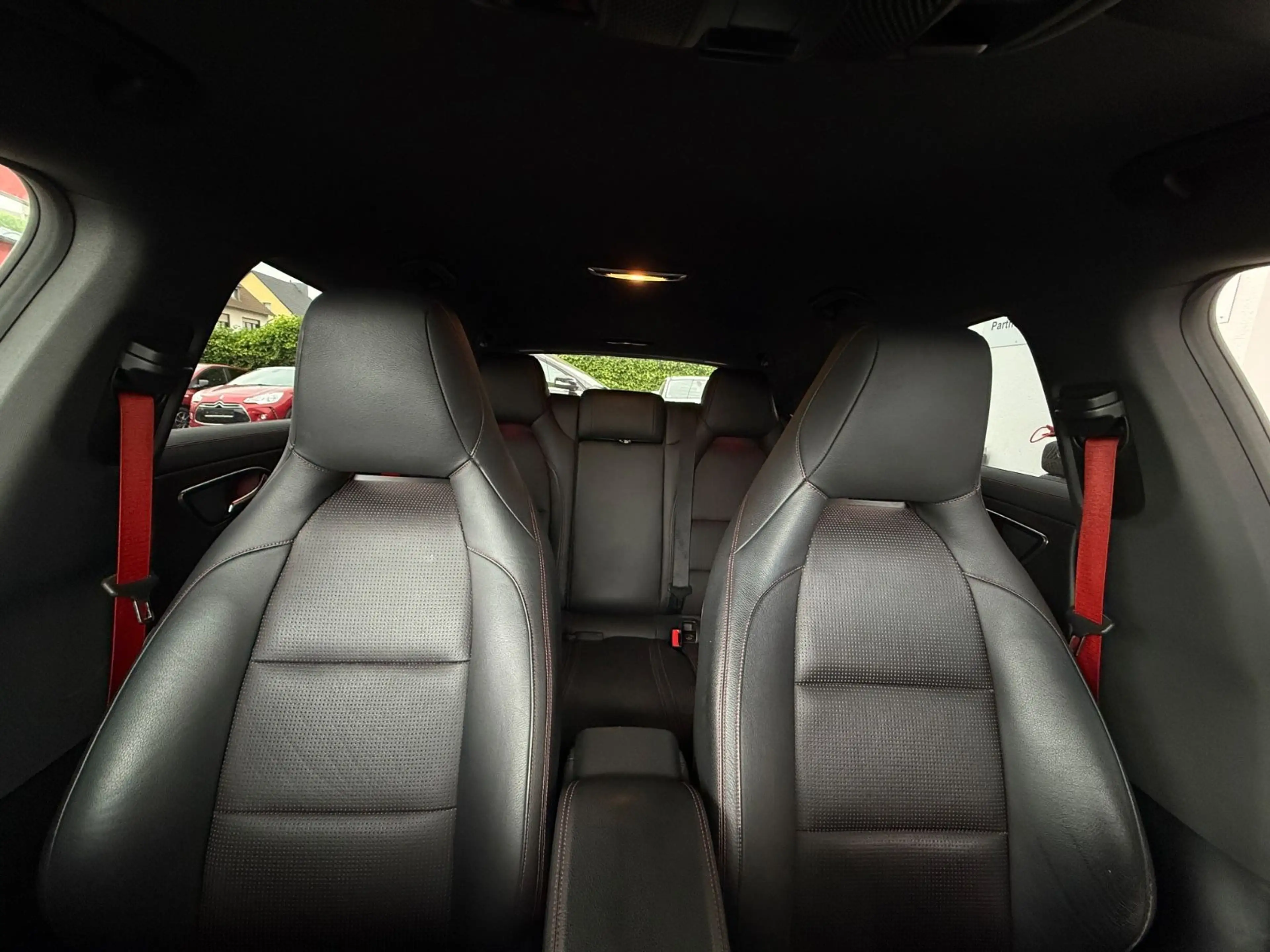 Mercedes-Benz CLA 45 AMG 4Matic/NIGHT/PERFORMEN — photo 14