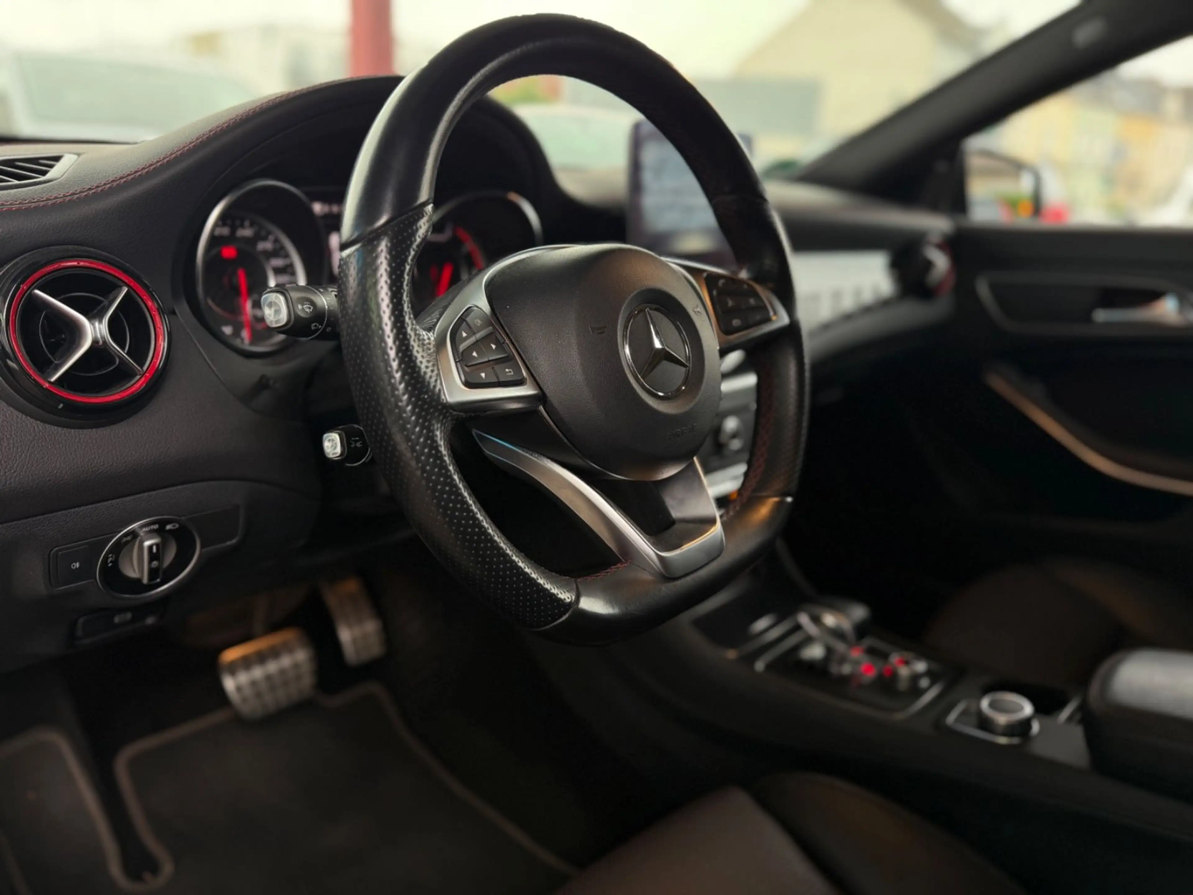 Mercedes-Benz CLA 45 AMG 4Matic/NIGHT/PERFORMEN — photo 9