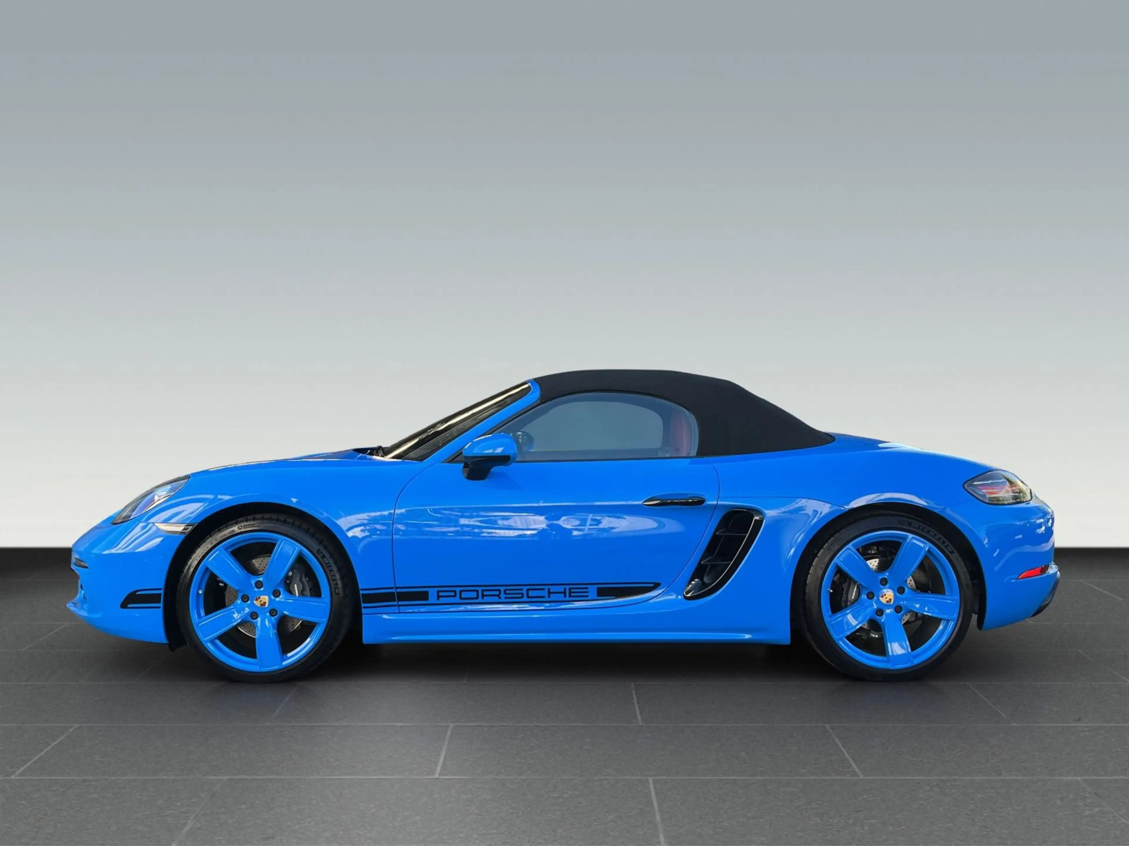 Porsche Boxster 718 — photo 2