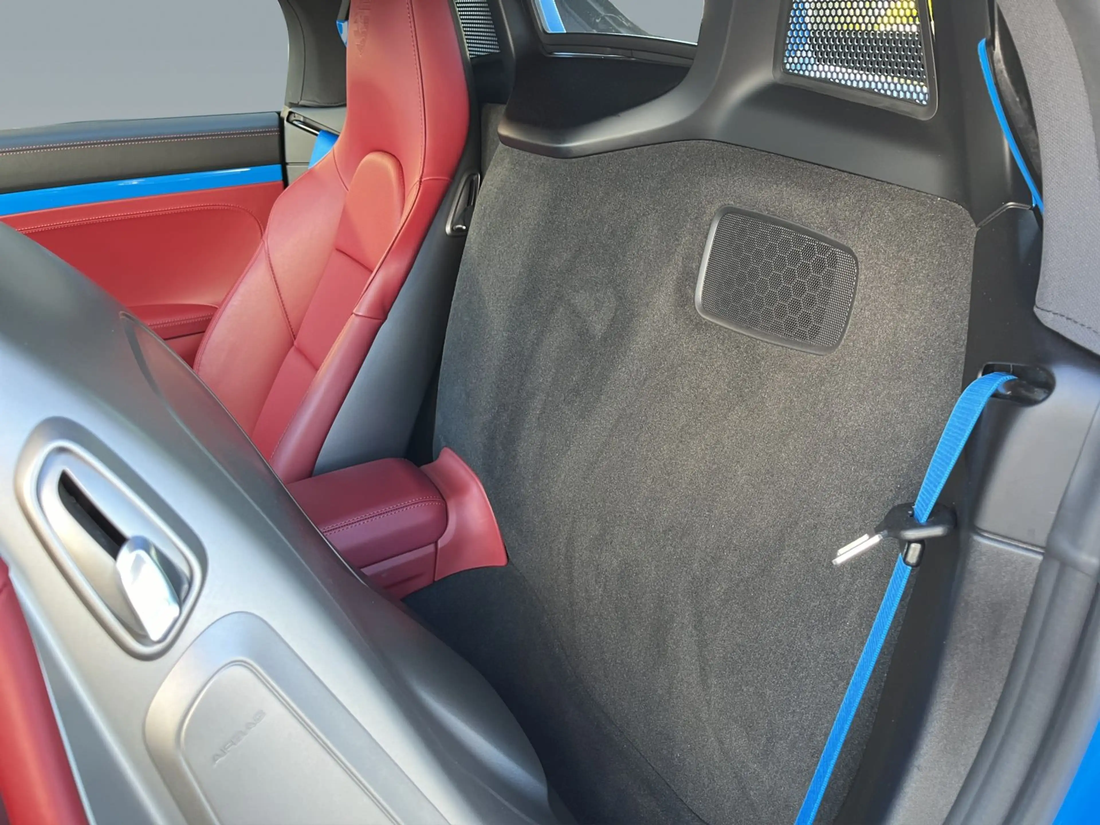 Porsche Boxster 718 — photo 11