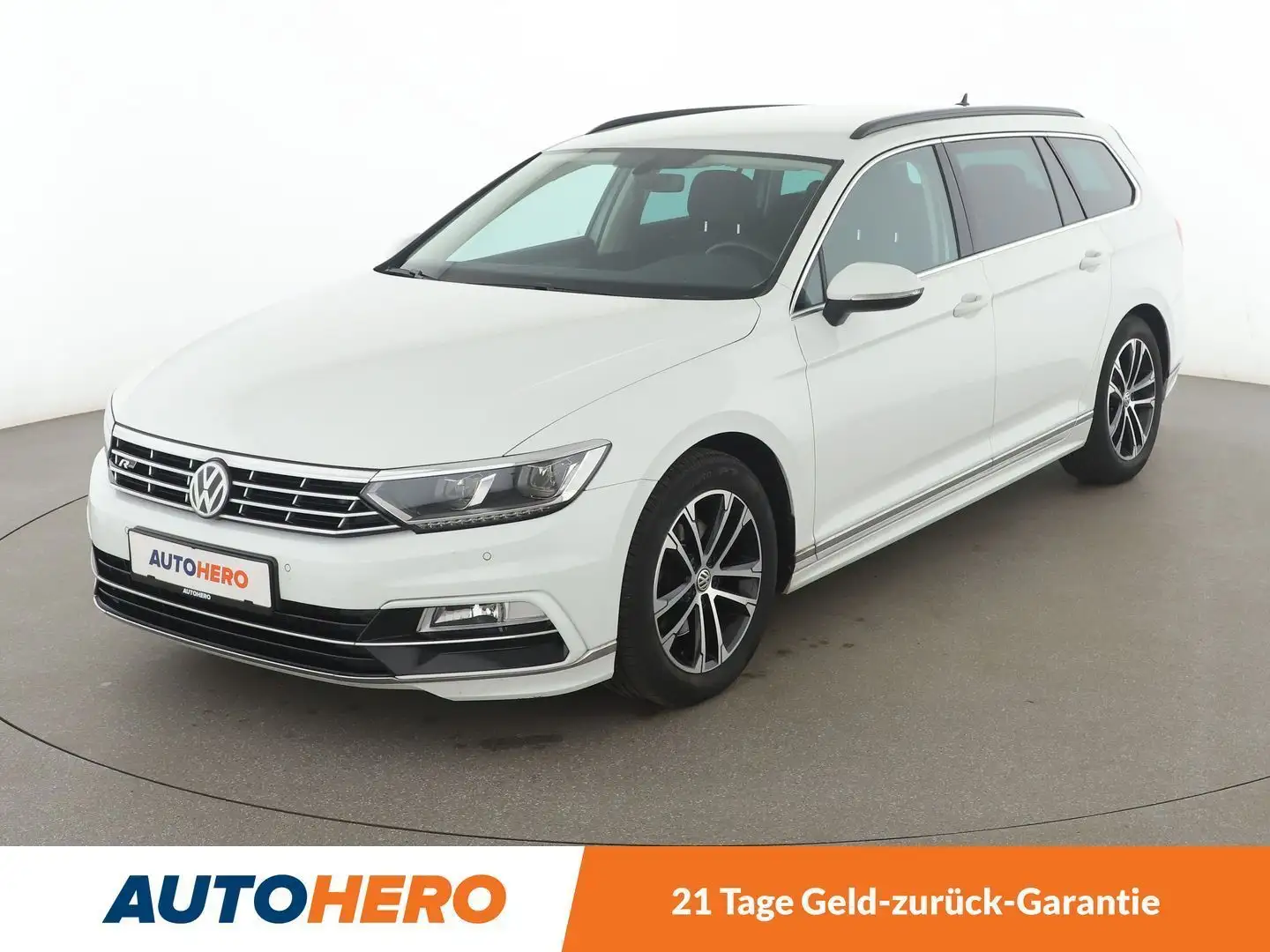 Volkswagen Passat 1.6 TDI Comfortline BM*R-LINE*NAVI*LED* Weiß - 1
