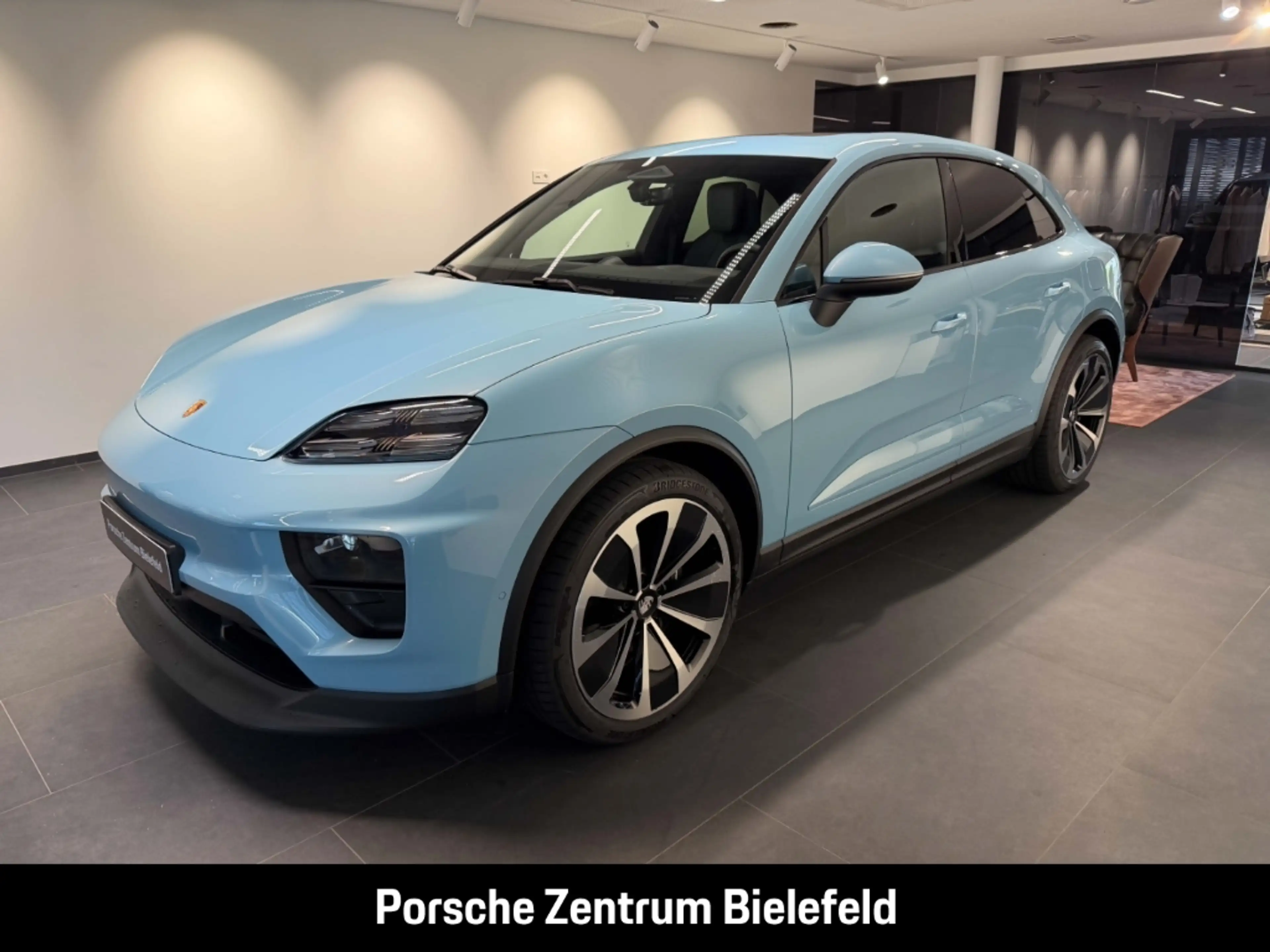 Porsche Macan 4