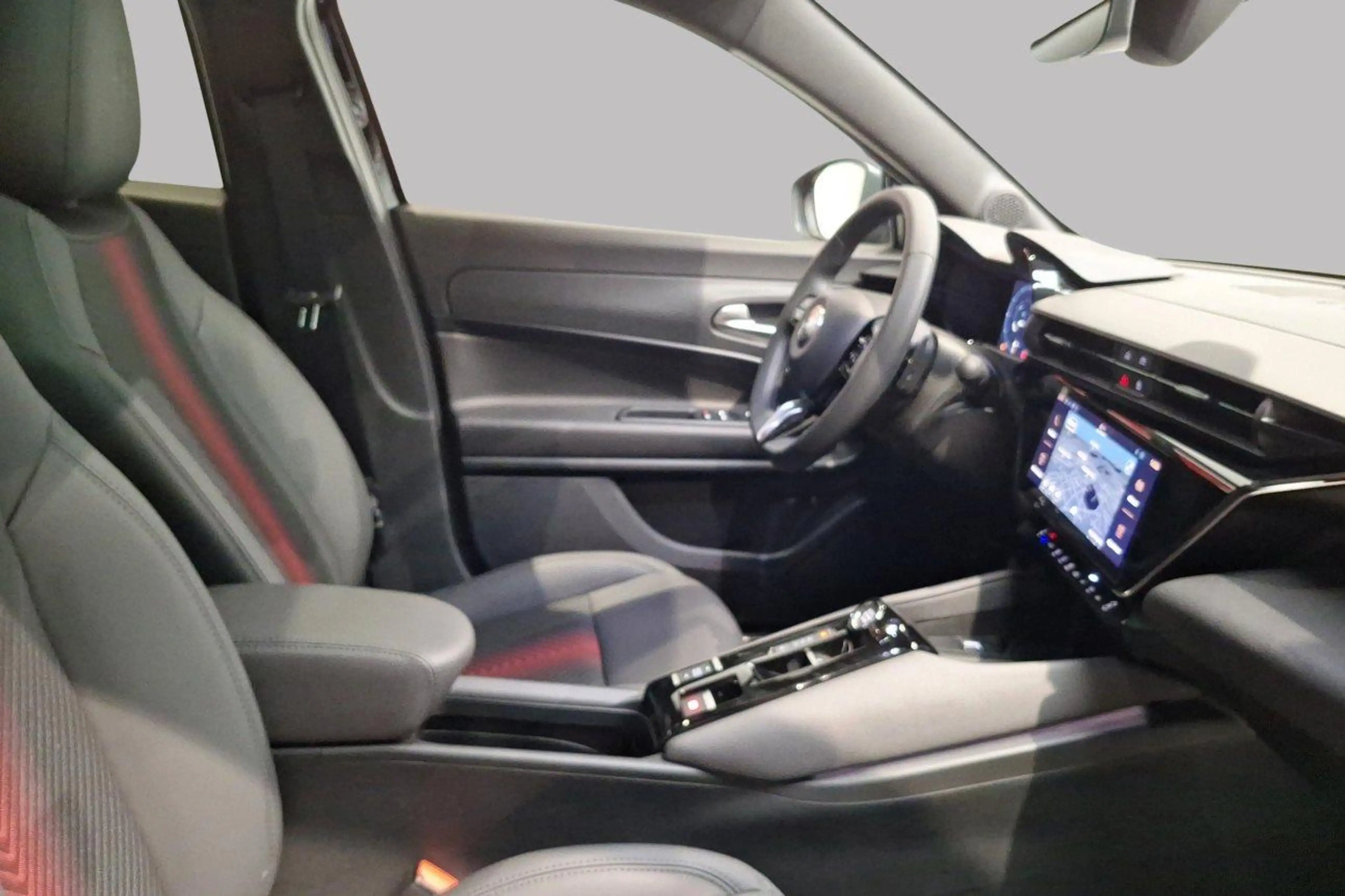 Alfa Romeo Junior Ibrida Speciale 1.2 Hybrid 145 Edct6 — photo 8