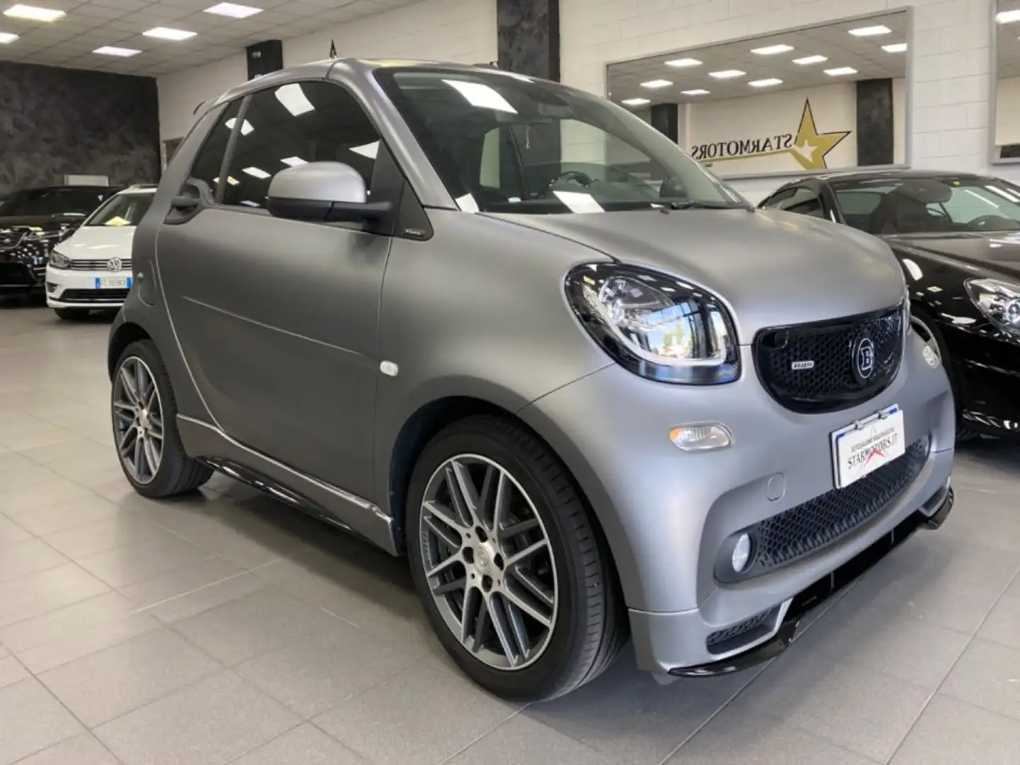 smart forTwo Brabus 0.9 Turbo 109 cv twinamic cabrio Xclusive Noir - 1