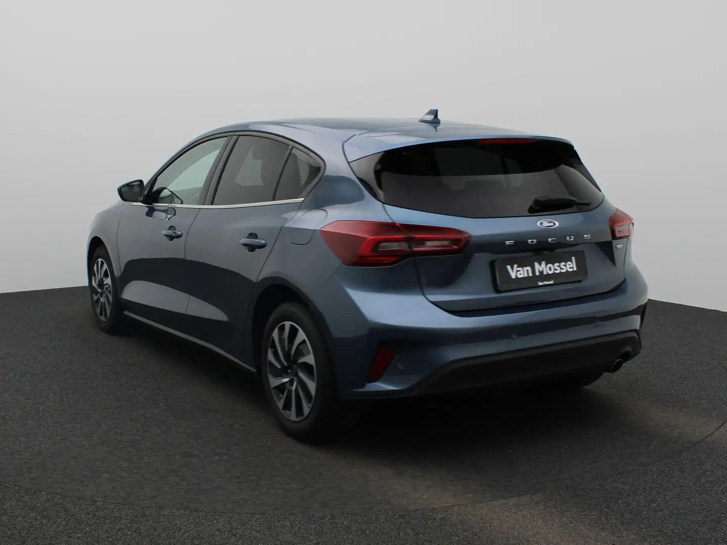 Ford Focus 1.0 EcoBoost Hybrid Titanium Aut. | Winterpack | A Blauw - 2
