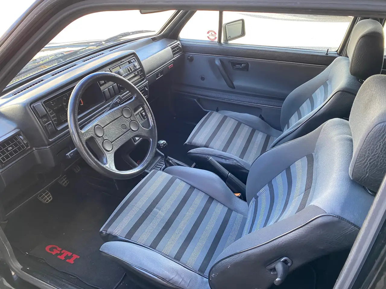 Volkswagen Golf 16V KR, foto 11