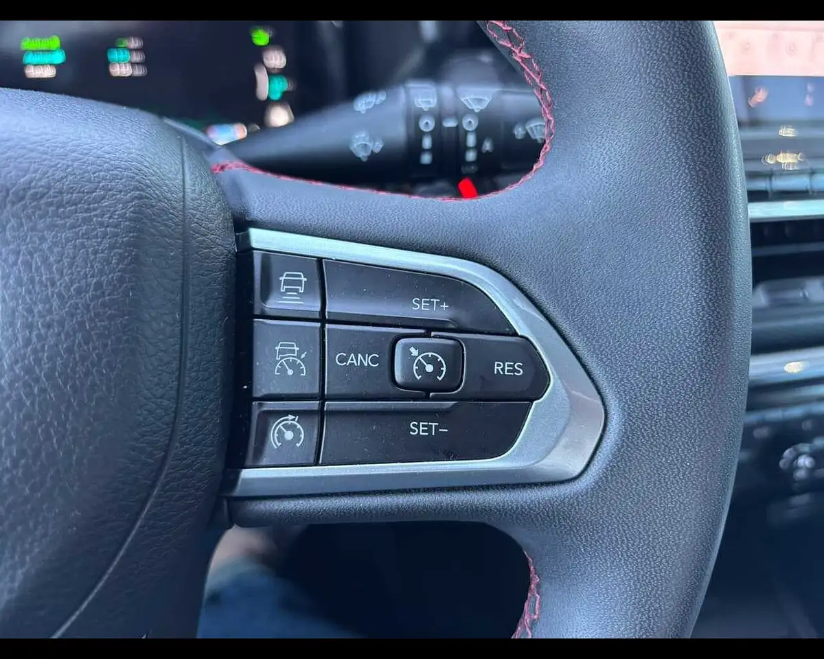 Jeep Compass — photo 11 sur 18