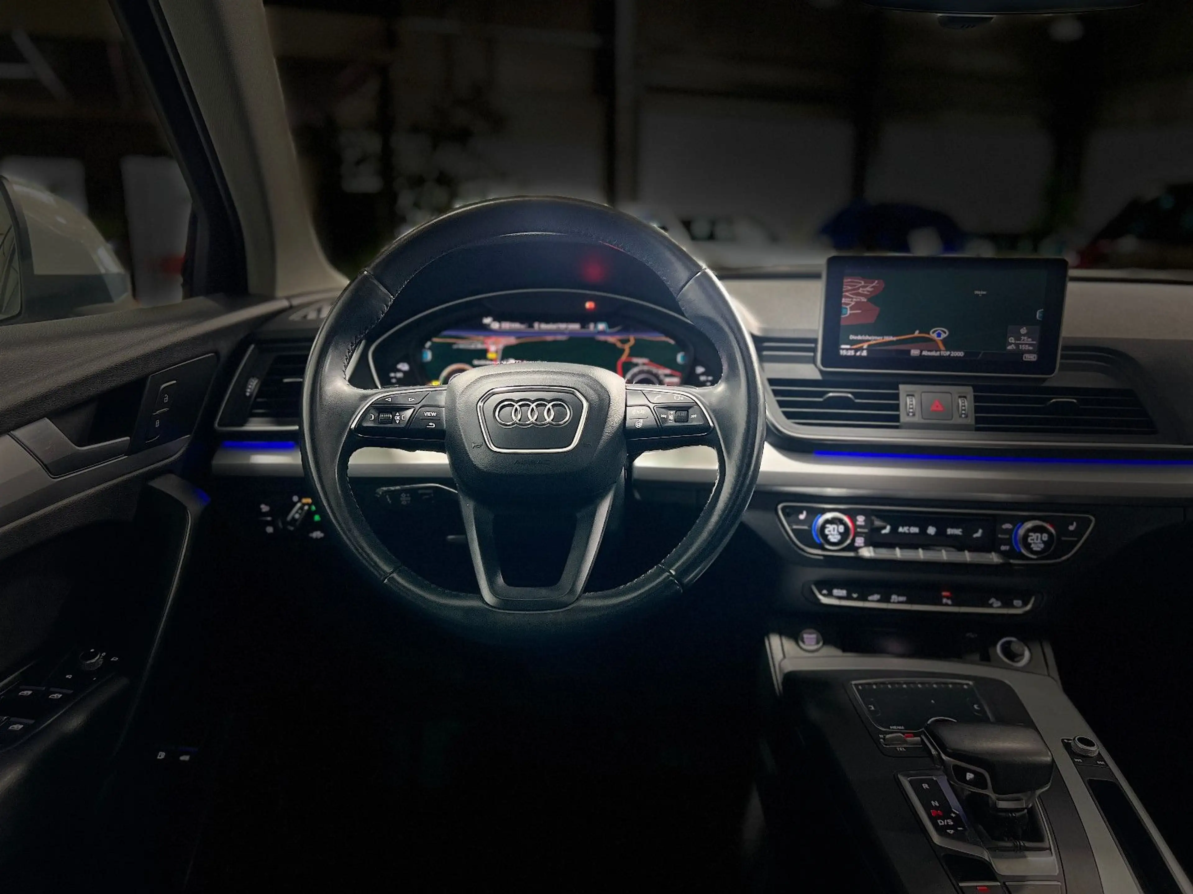 Audi Q5 50 TFSI e quattro Automatik **Navi*Pano*AHK** — photo 12