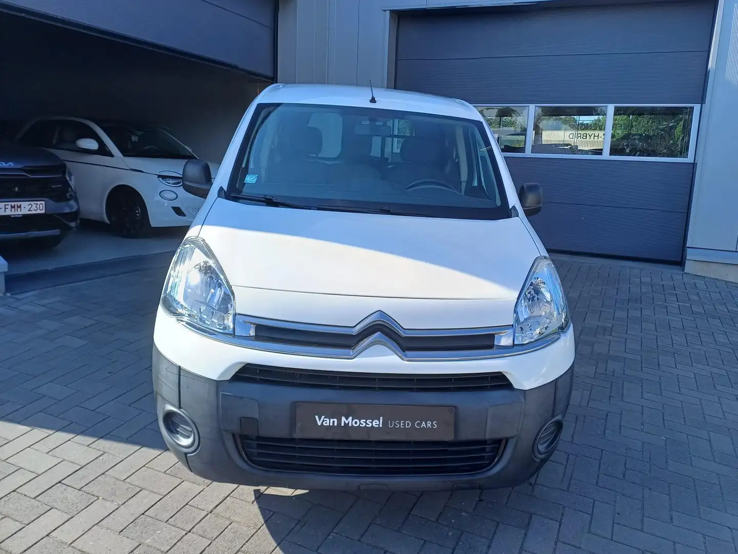 Citroen Berlingo 1.6 e-HDi Tendance Weiß - 2