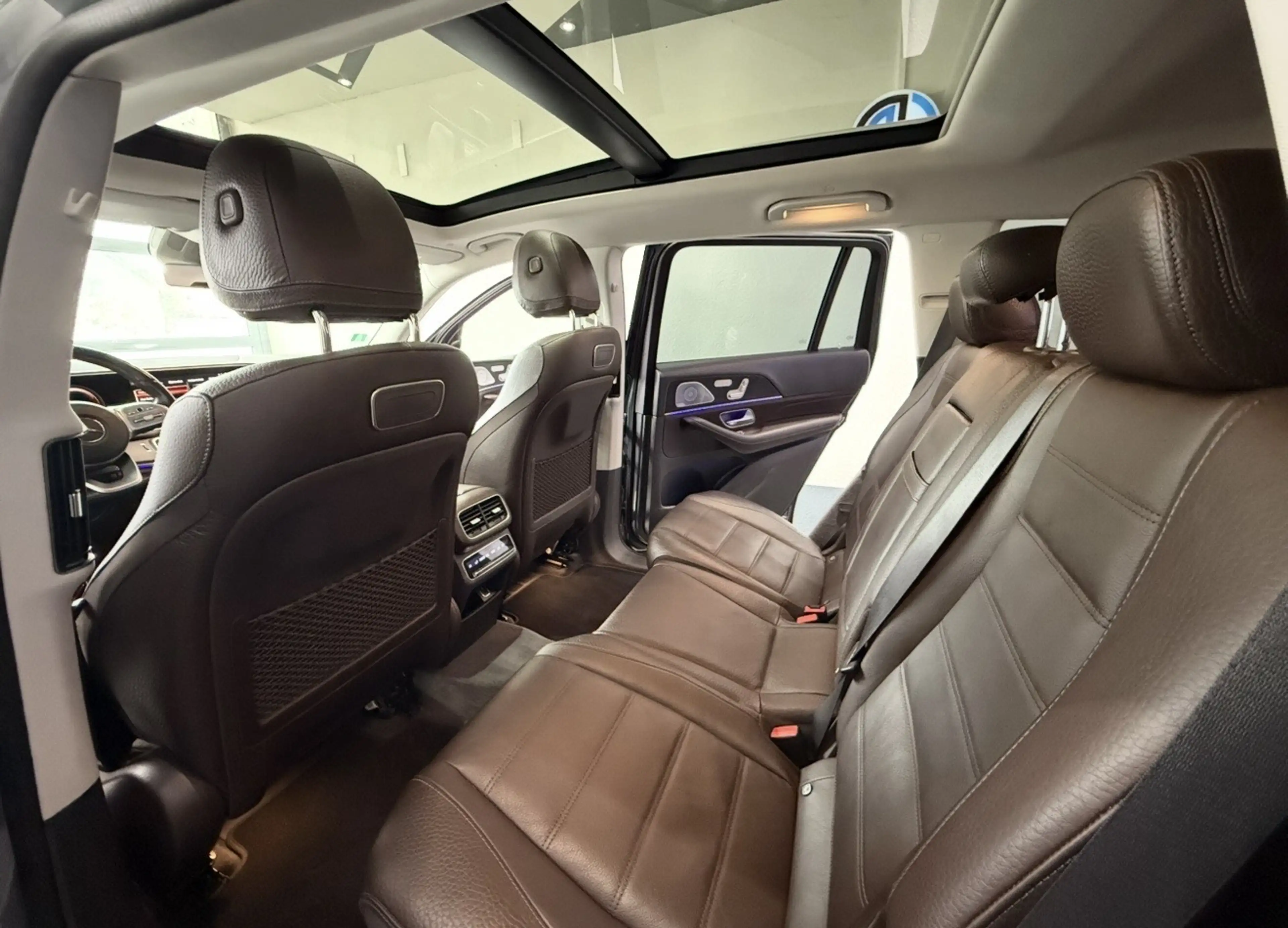 Mercedes-Benz GLS 400 GLS 400 d 4Matic 9G-TRONIC Exclusive — photo 13