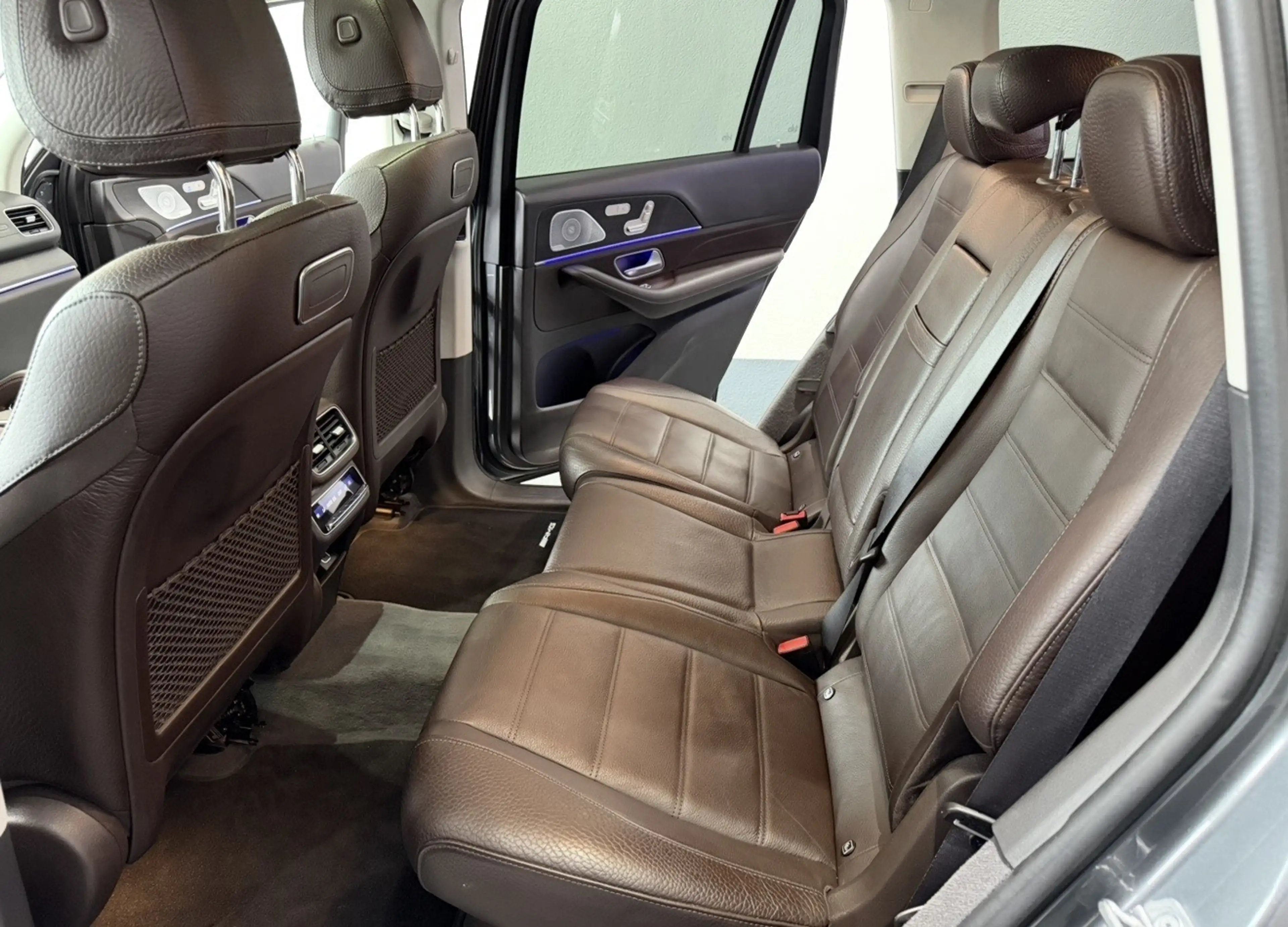 Mercedes-Benz GLS 400 GLS 400 d 4Matic 9G-TRONIC Exclusive — photo 12