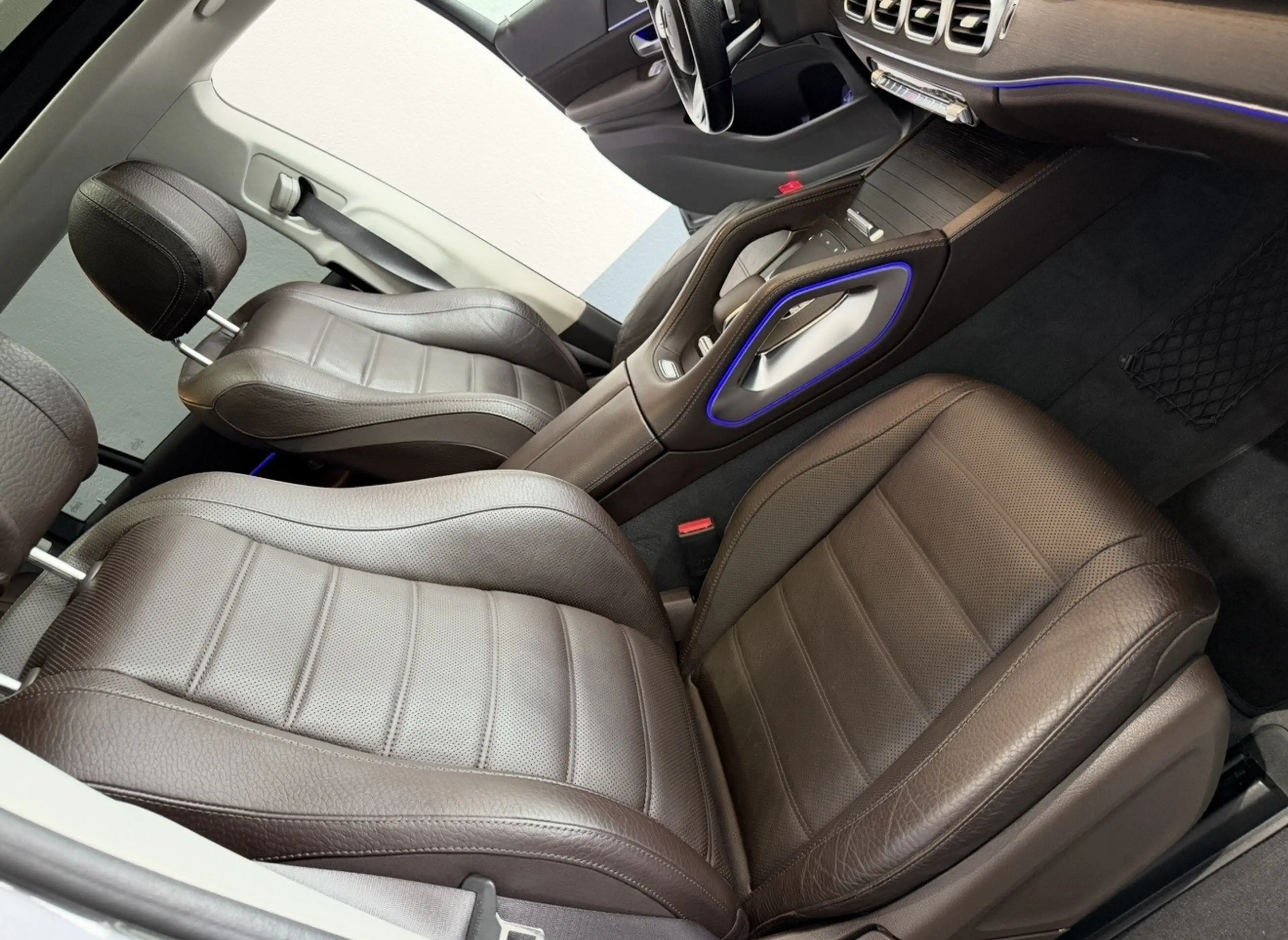 Mercedes-Benz GLS 400 GLS 400 d 4Matic 9G-TRONIC Exclusive — photo 15