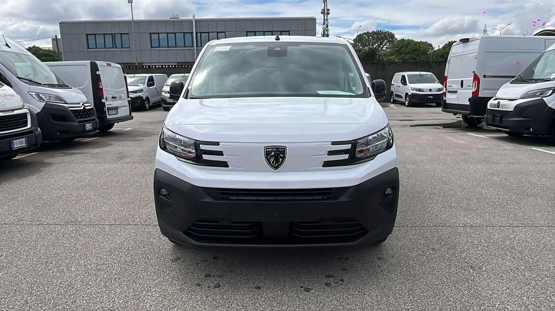 Peugeot Nuovo e-Partner 50kw motore elettrico 136 CV Wit - 2