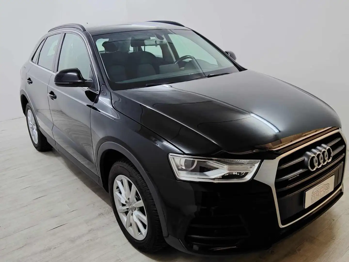 Audi Q3 2.0 TDI 150 CV quattro S tronic Nero - 2
