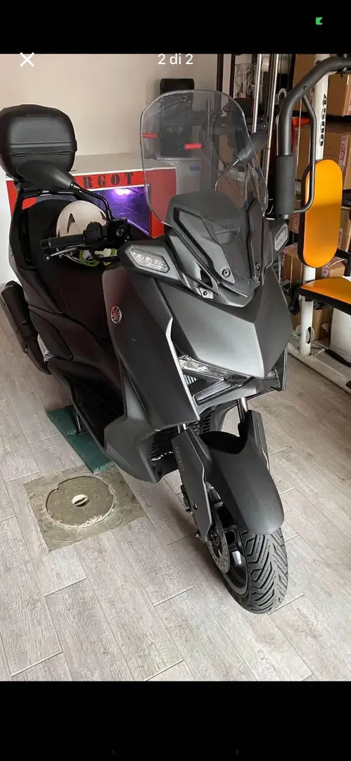 Yamaha X-Max 300 - 1