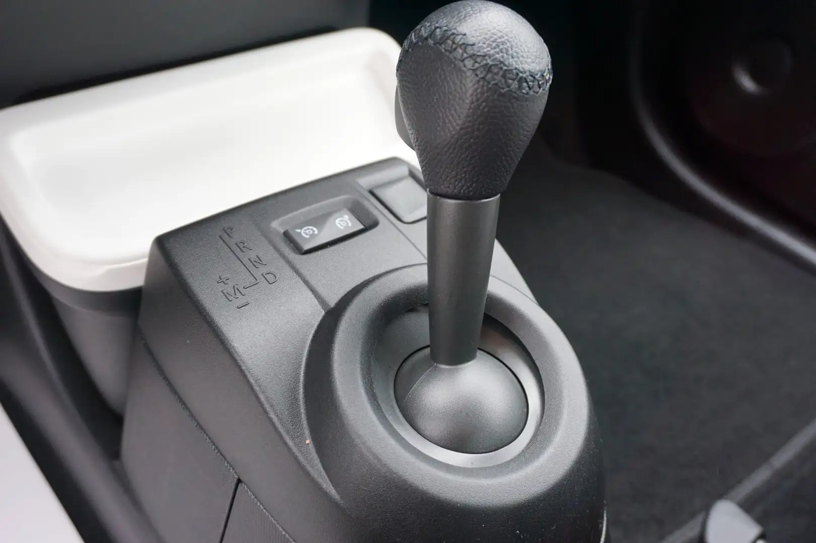 Renault Twingo 90PS *Automatik*Einparkhilfe*Sitzheizung Negro - 2