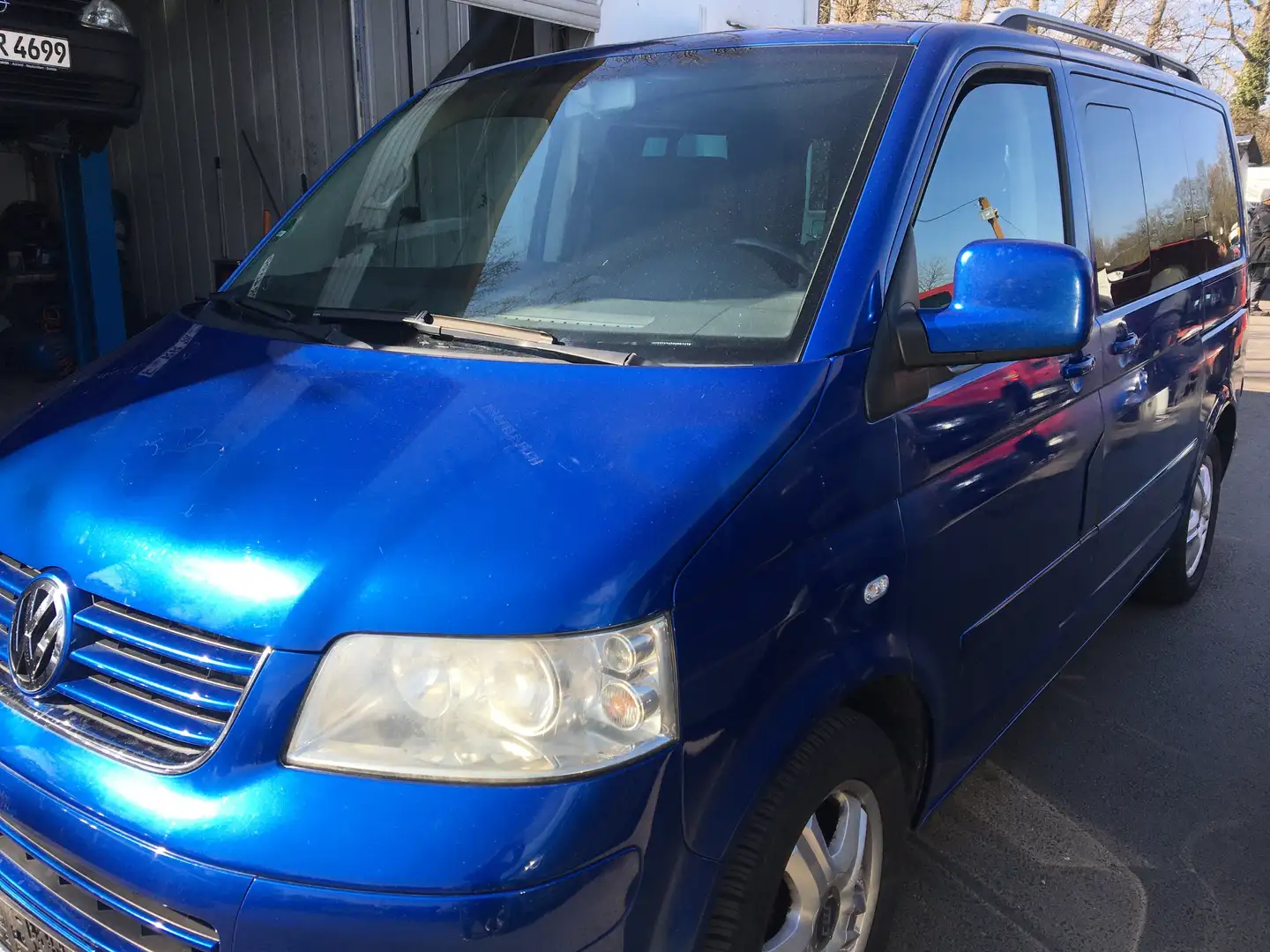 Volkswagen T5 Multivan 2,5 TDI 131 ps Comfortline STANDHEIZUNG NAVI ALU Blau - 1