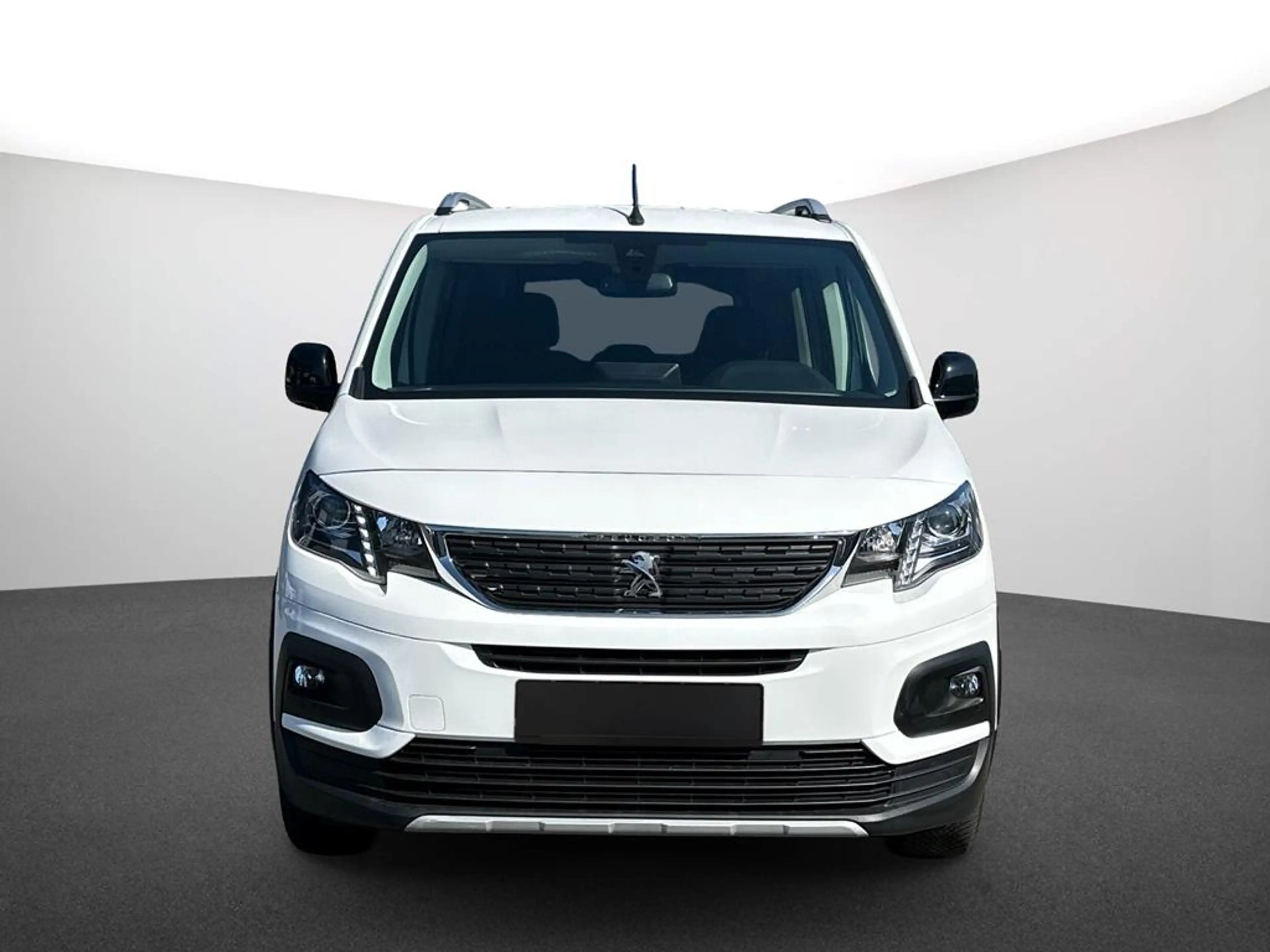 Peugeot Rifter 1.5BlueHDi 100 Allure Pack L1 S&amp — photo 3